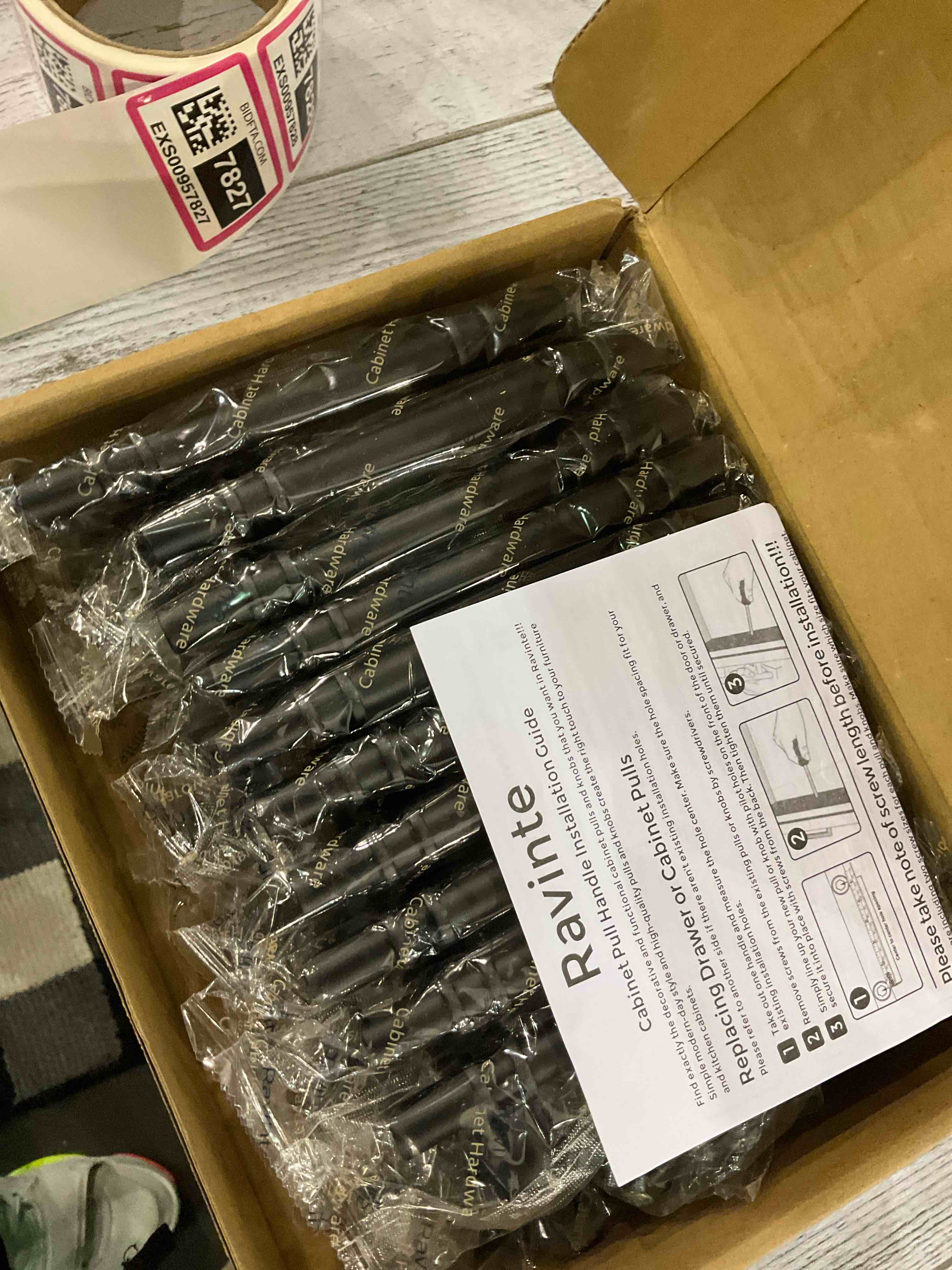 https://s3.amazonaws.com/lotting-images-prod/bidfta/EXS00957827_1704716126771.jpeg