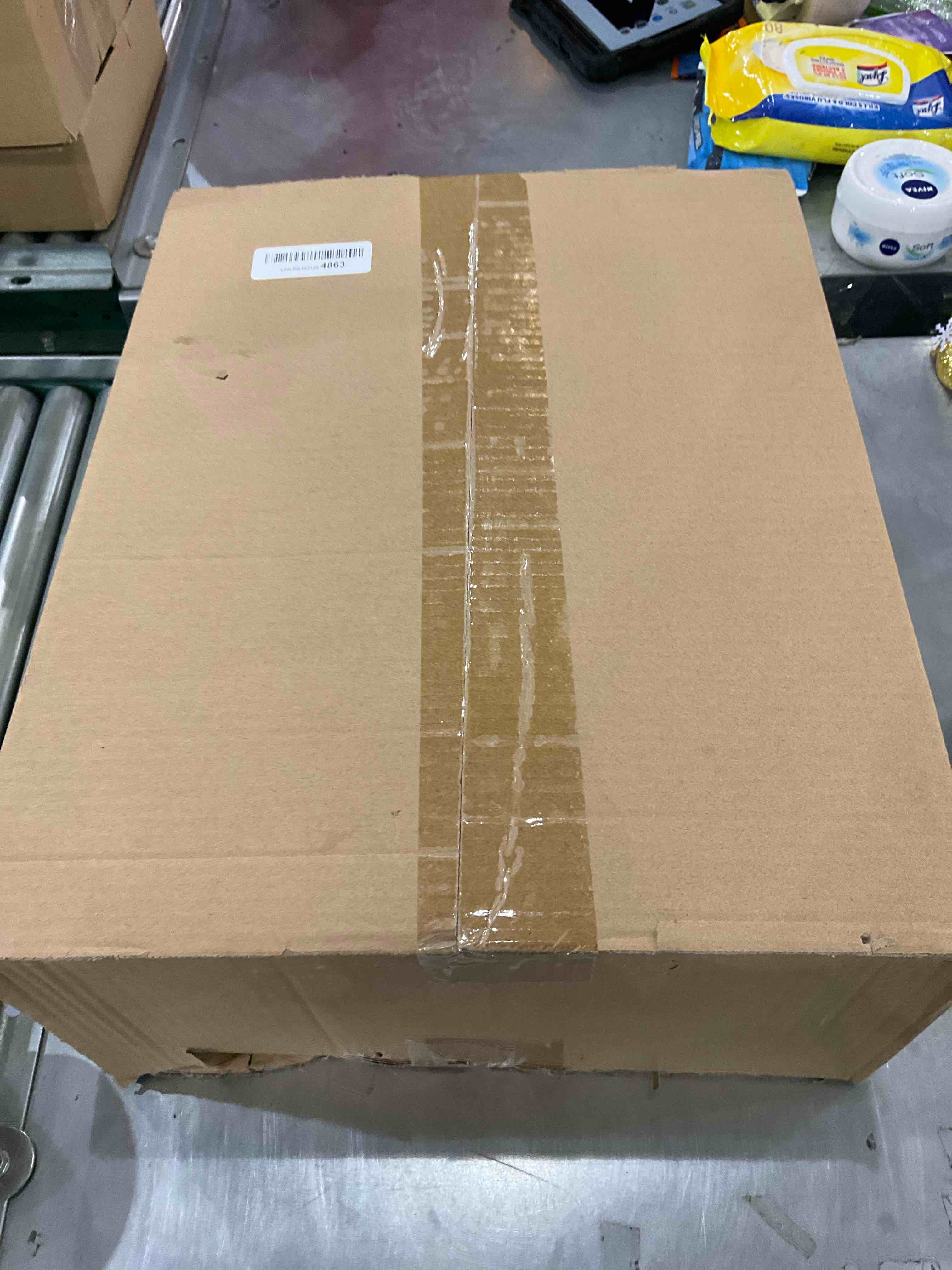 https://s3.amazonaws.com/lotting-images-prod/bidfta/EXS00958535_1703275014635.jpeg