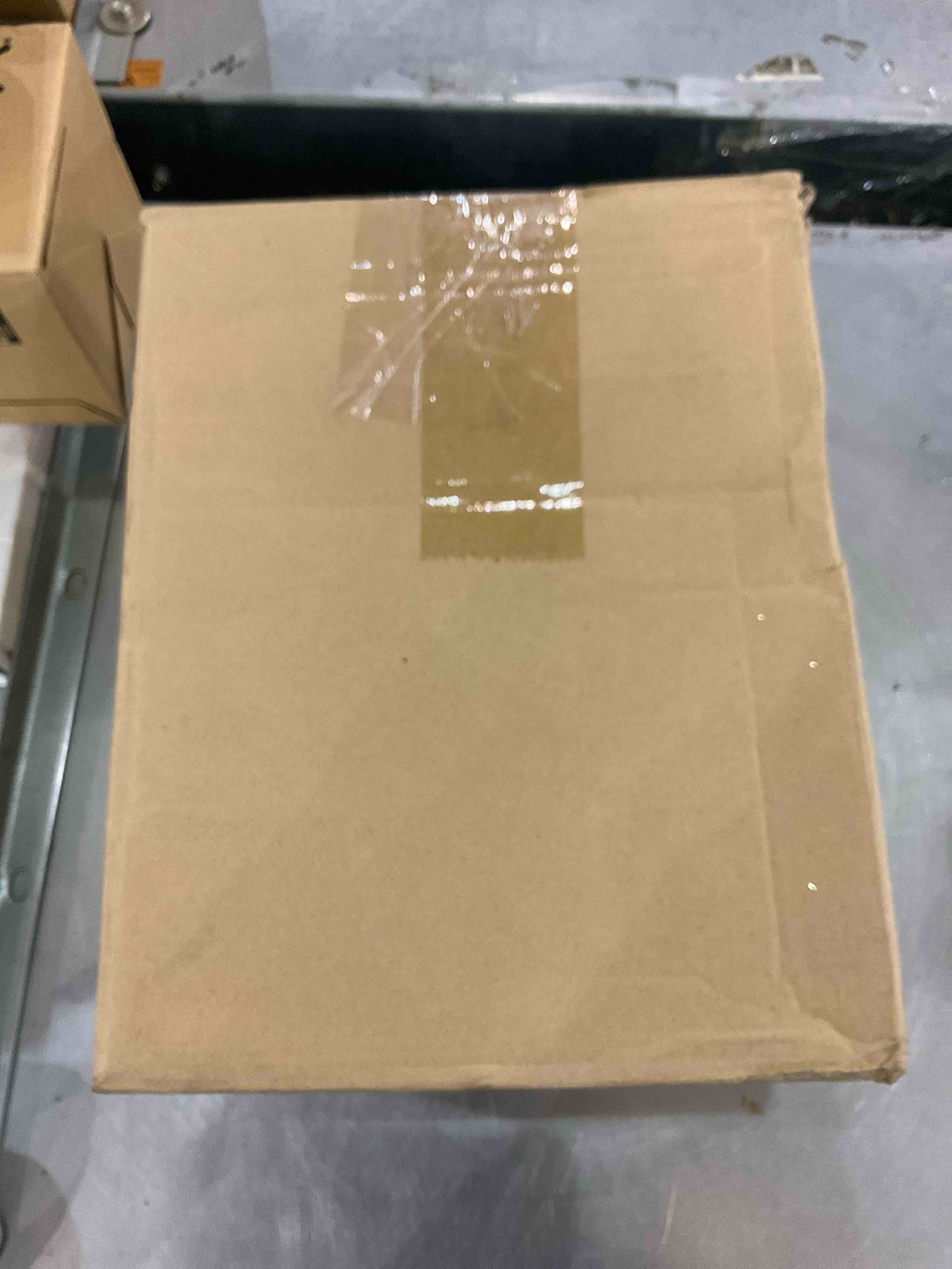 https://s3.amazonaws.com/lotting-images-prod/bidfta/EXS00958973_1703861805850.jpeg
