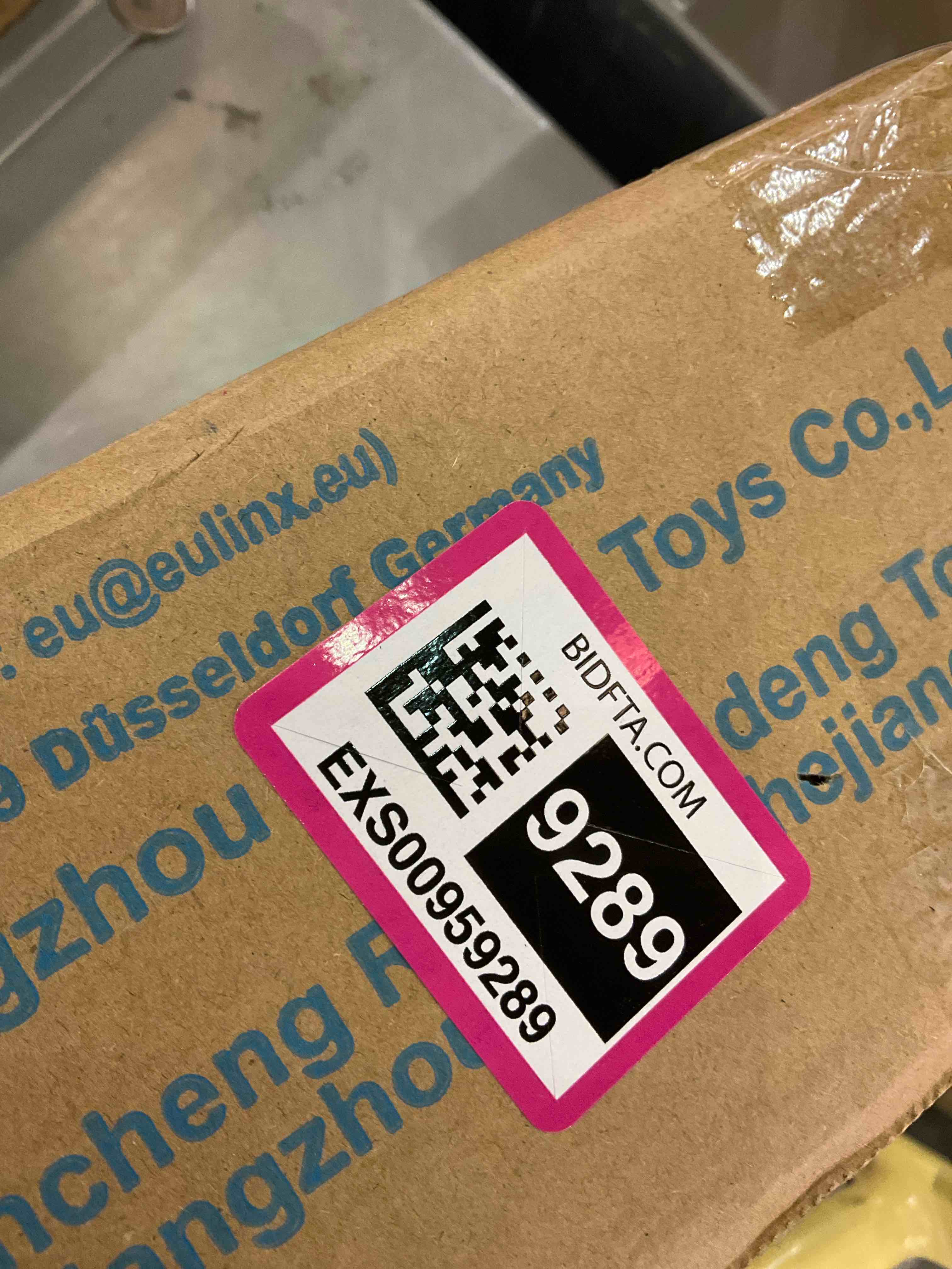 https://s3.amazonaws.com/lotting-images-prod/bidfta/EXS00959289_1703696059400.jpeg