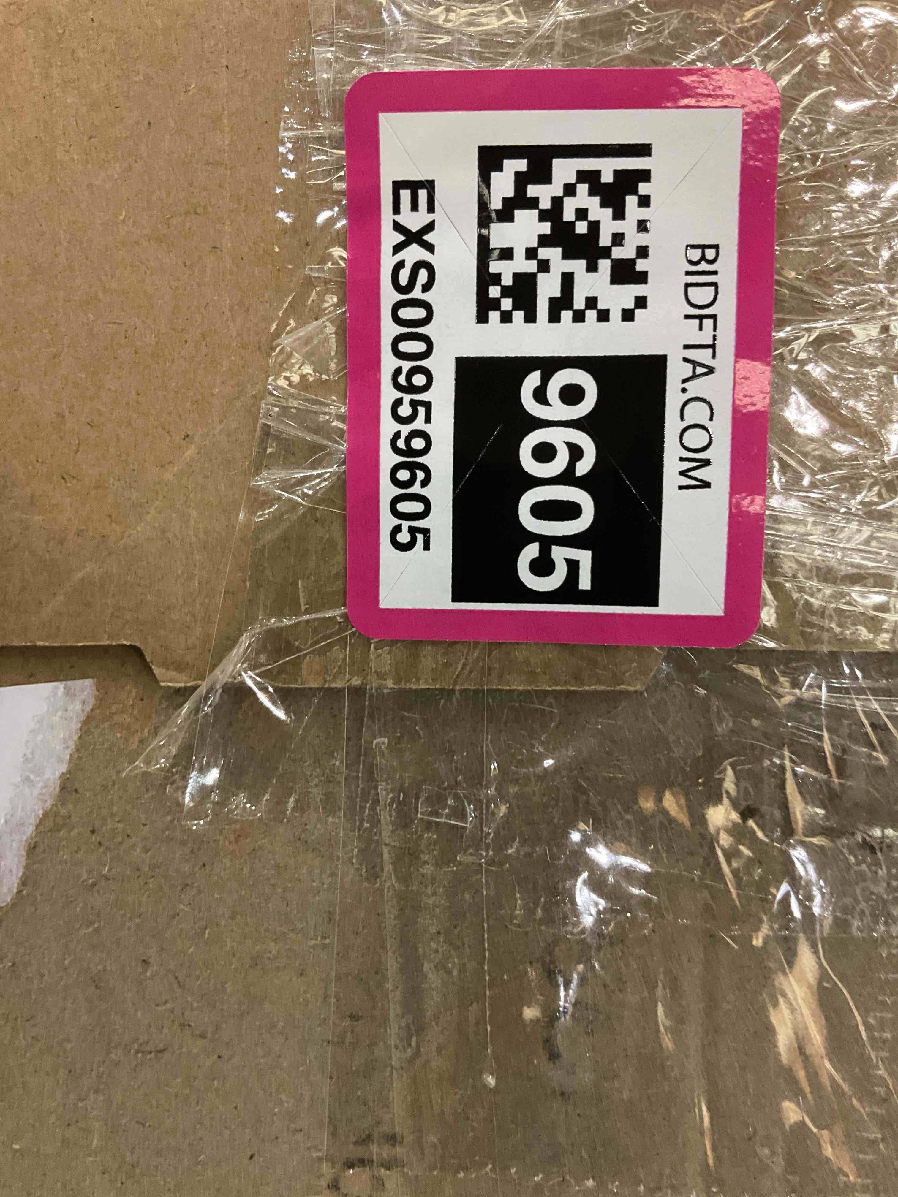 https://s3.amazonaws.com/lotting-images-prod/bidfta/EXS00959605_1704738000120.jpeg