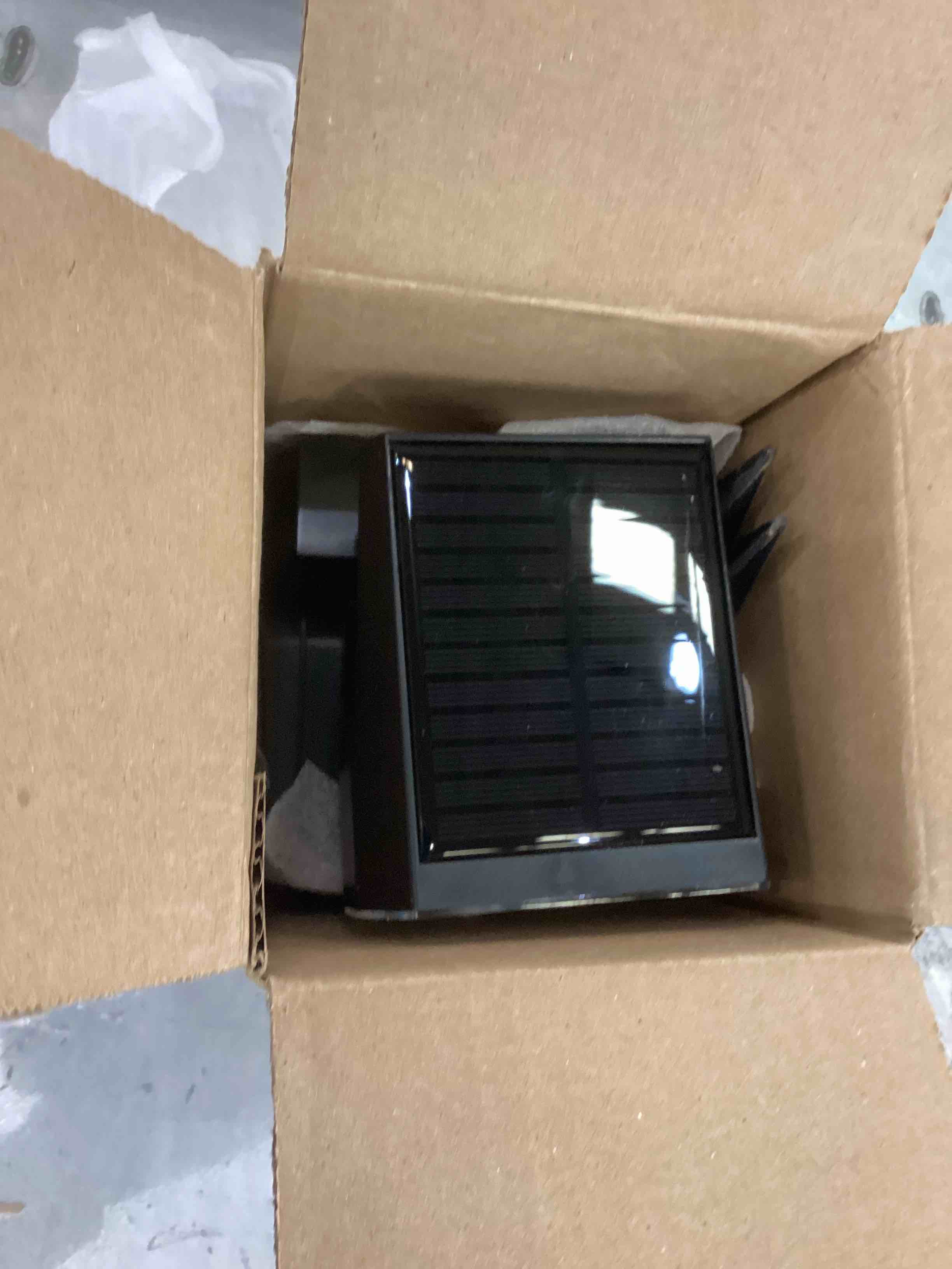 https://s3.amazonaws.com/lotting-images-prod/bidfta/EXS00959617_1704738535026.jpeg