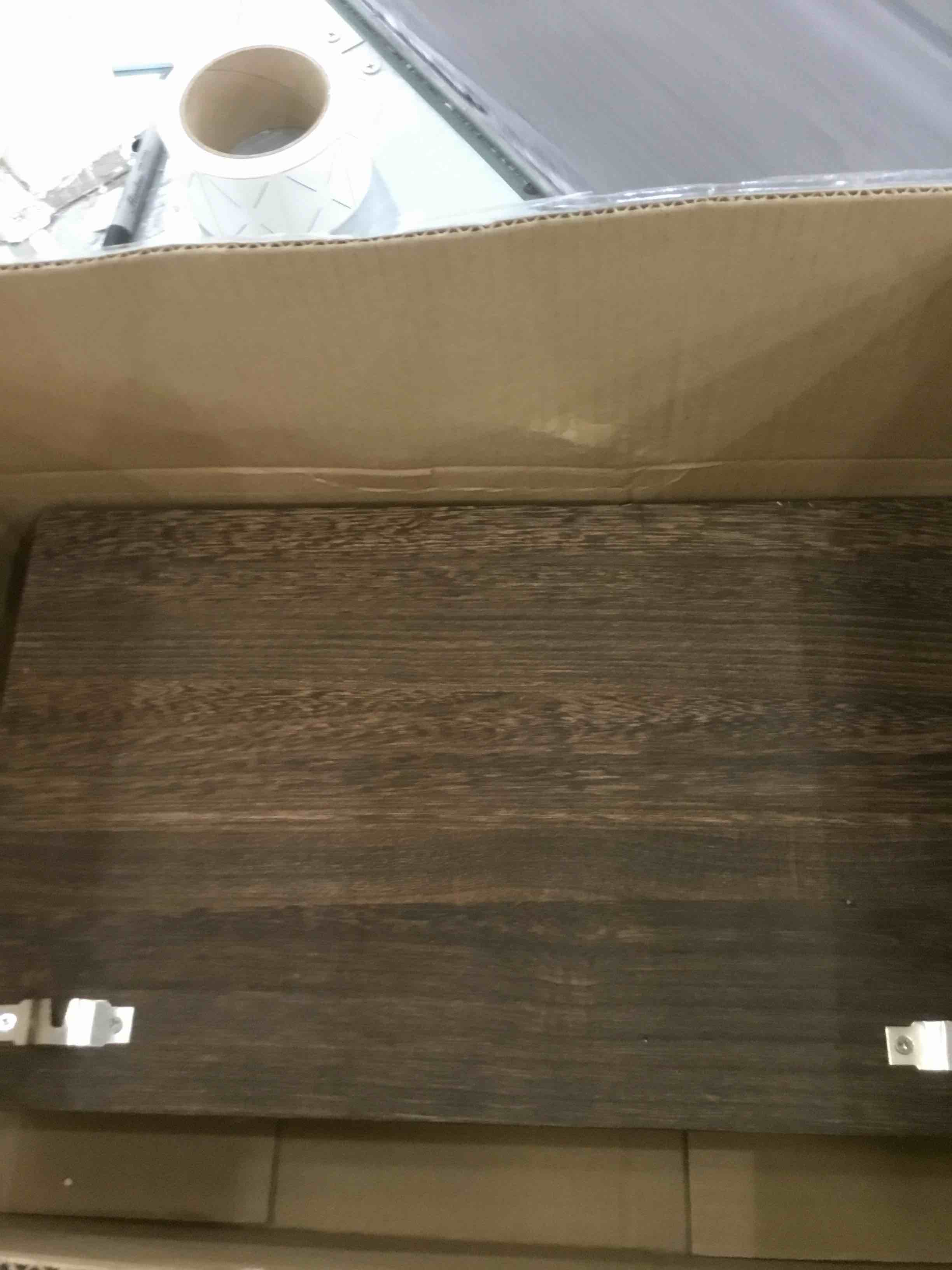 https://s3.amazonaws.com/lotting-images-prod/bidfta/EXS00959724_1704998266645.jpeg