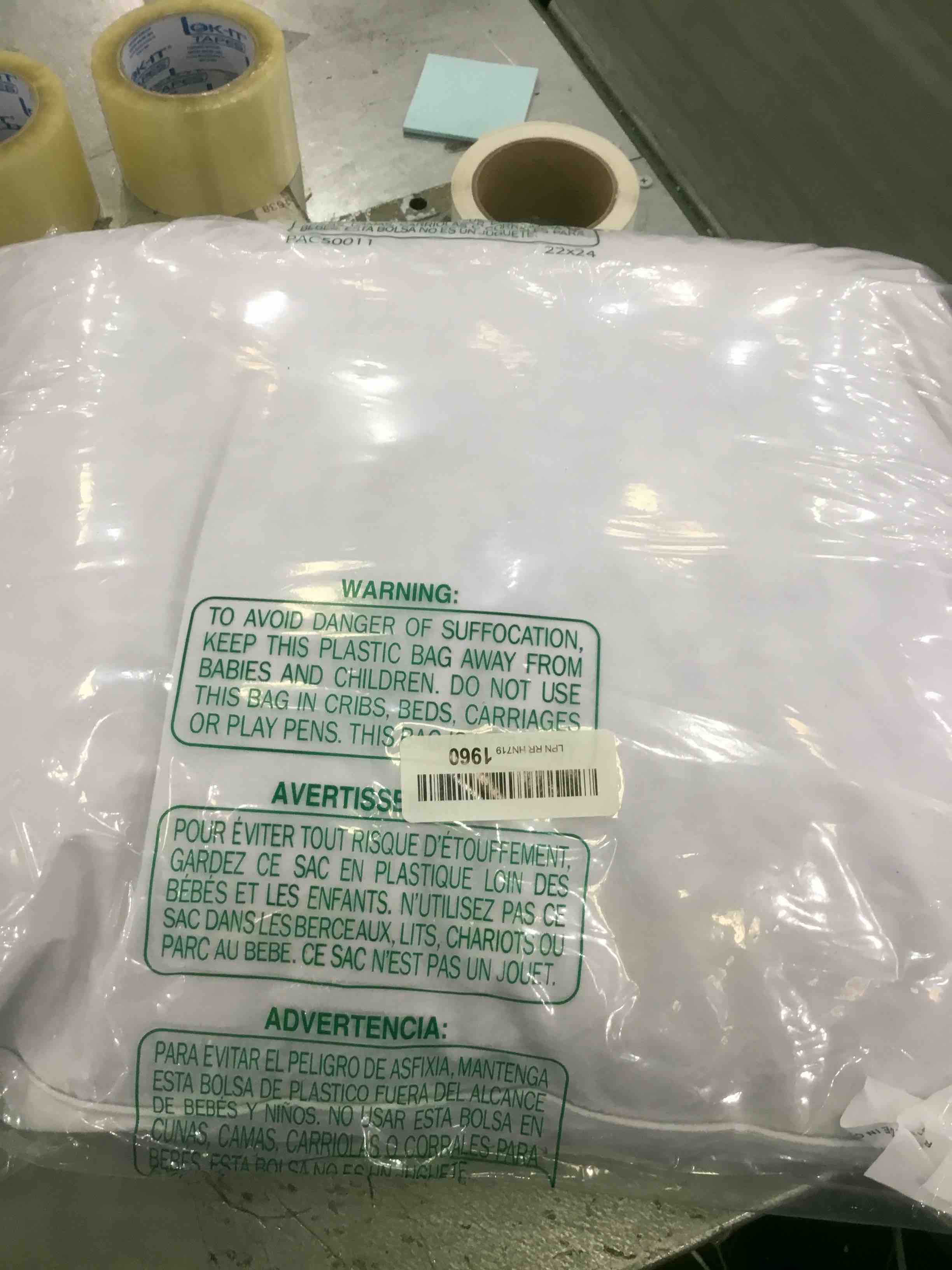 https://s3.amazonaws.com/lotting-images-prod/bidfta/EXS00959727_1704998642116.jpeg
