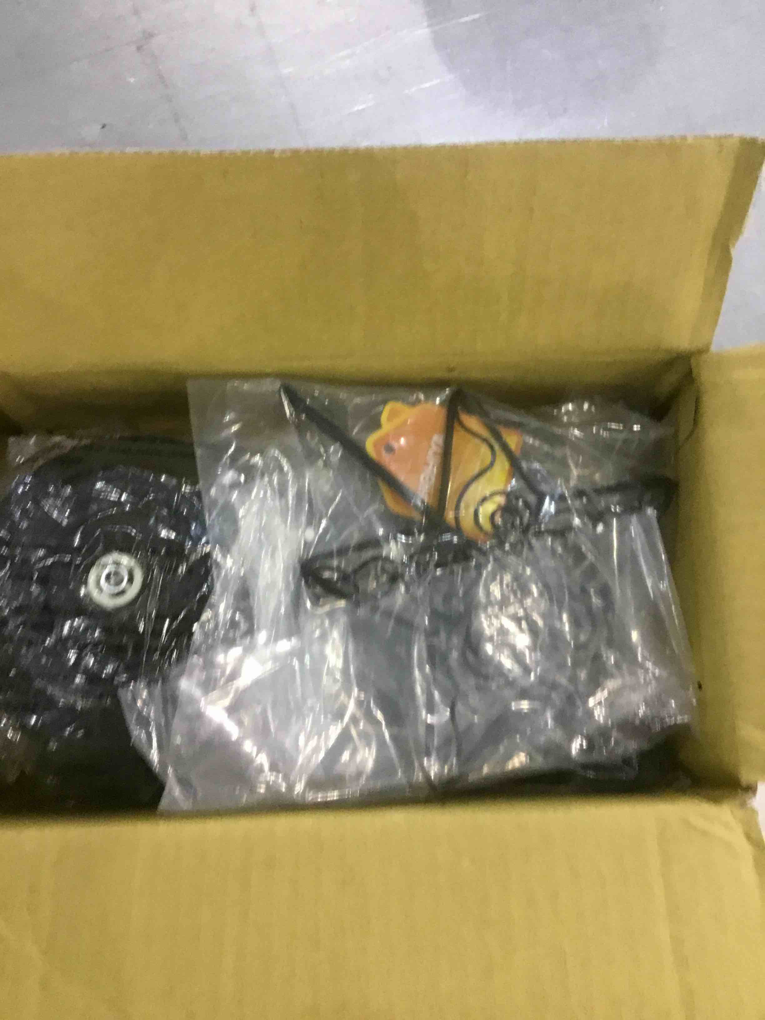 https://s3.amazonaws.com/lotting-images-prod/bidfta/EXS00959839_1705072490870.jpeg
