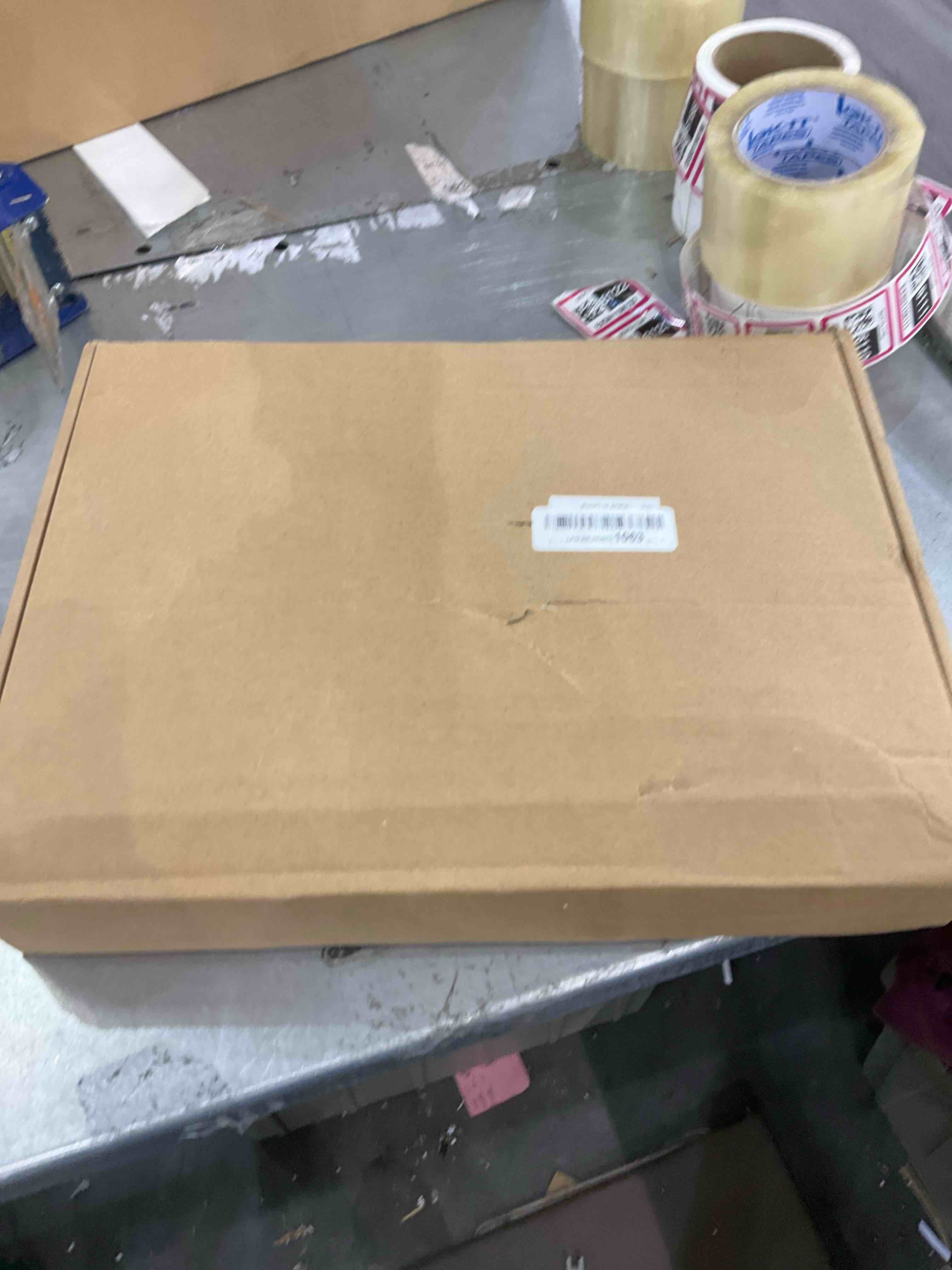 https://s3.amazonaws.com/lotting-images-prod/bidfta/EXS00959923_1705085326113.jpeg