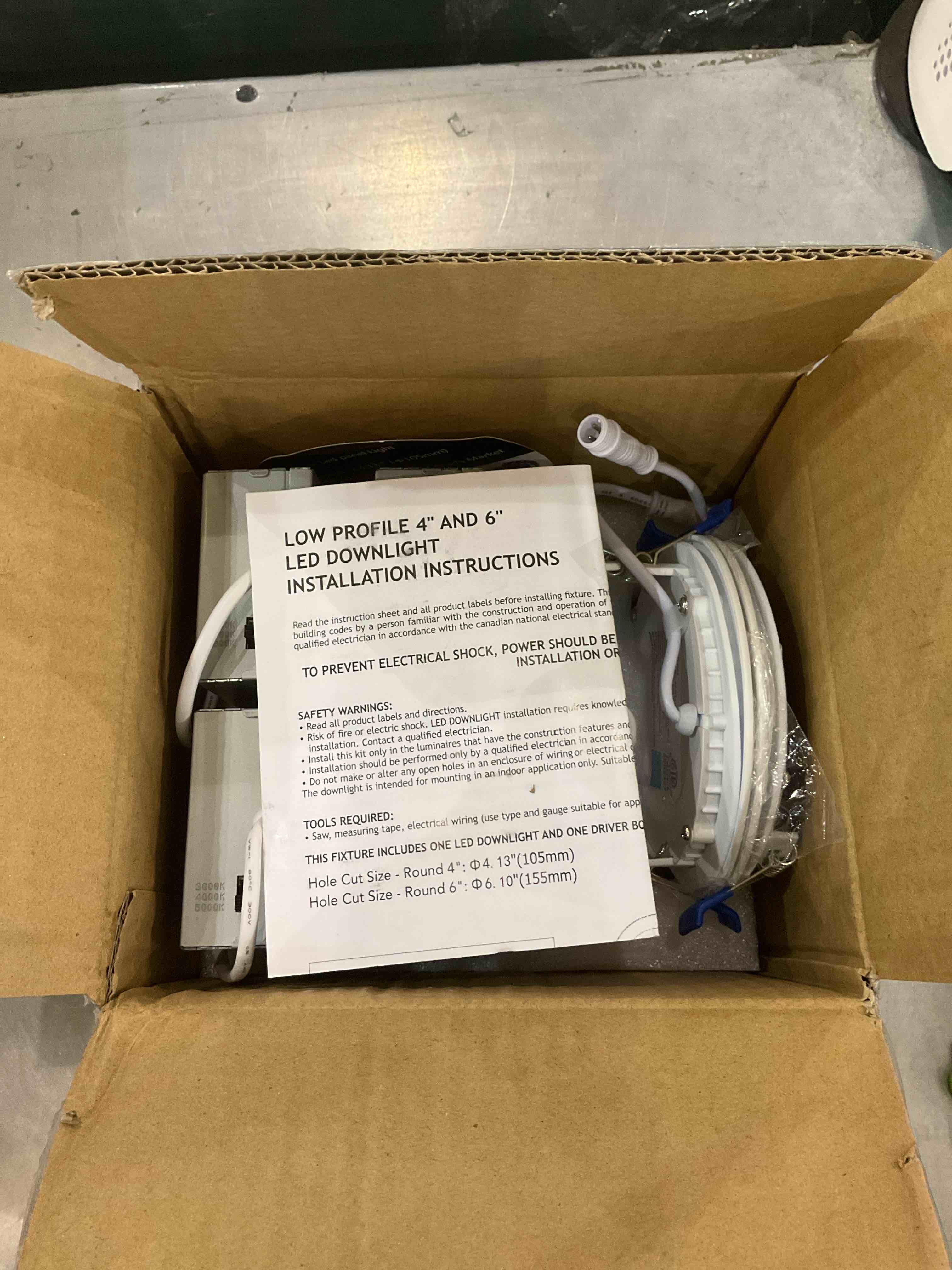 https://s3.amazonaws.com/lotting-images-prod/bidfta/EXS00960167_1702910572594.jpeg