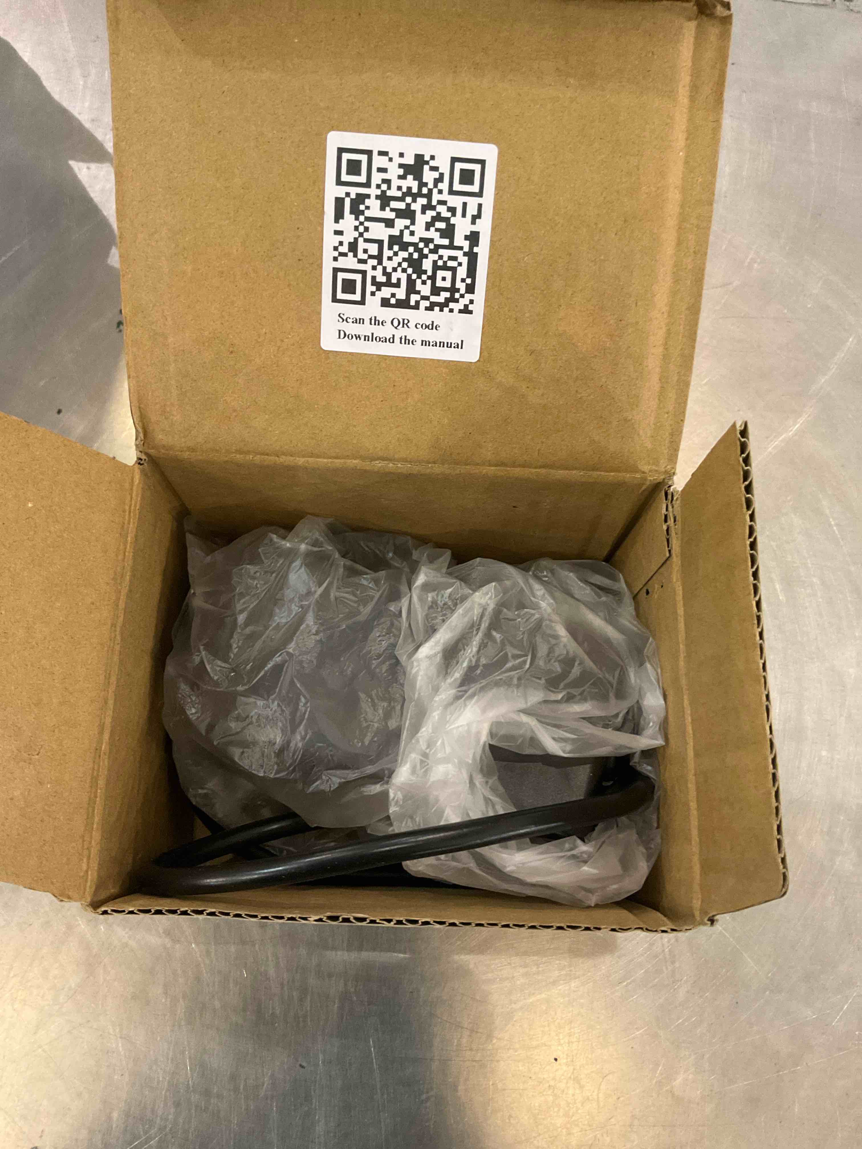 https://s3.amazonaws.com/lotting-images-prod/bidfta/EXS00960190_1702918054657.jpeg