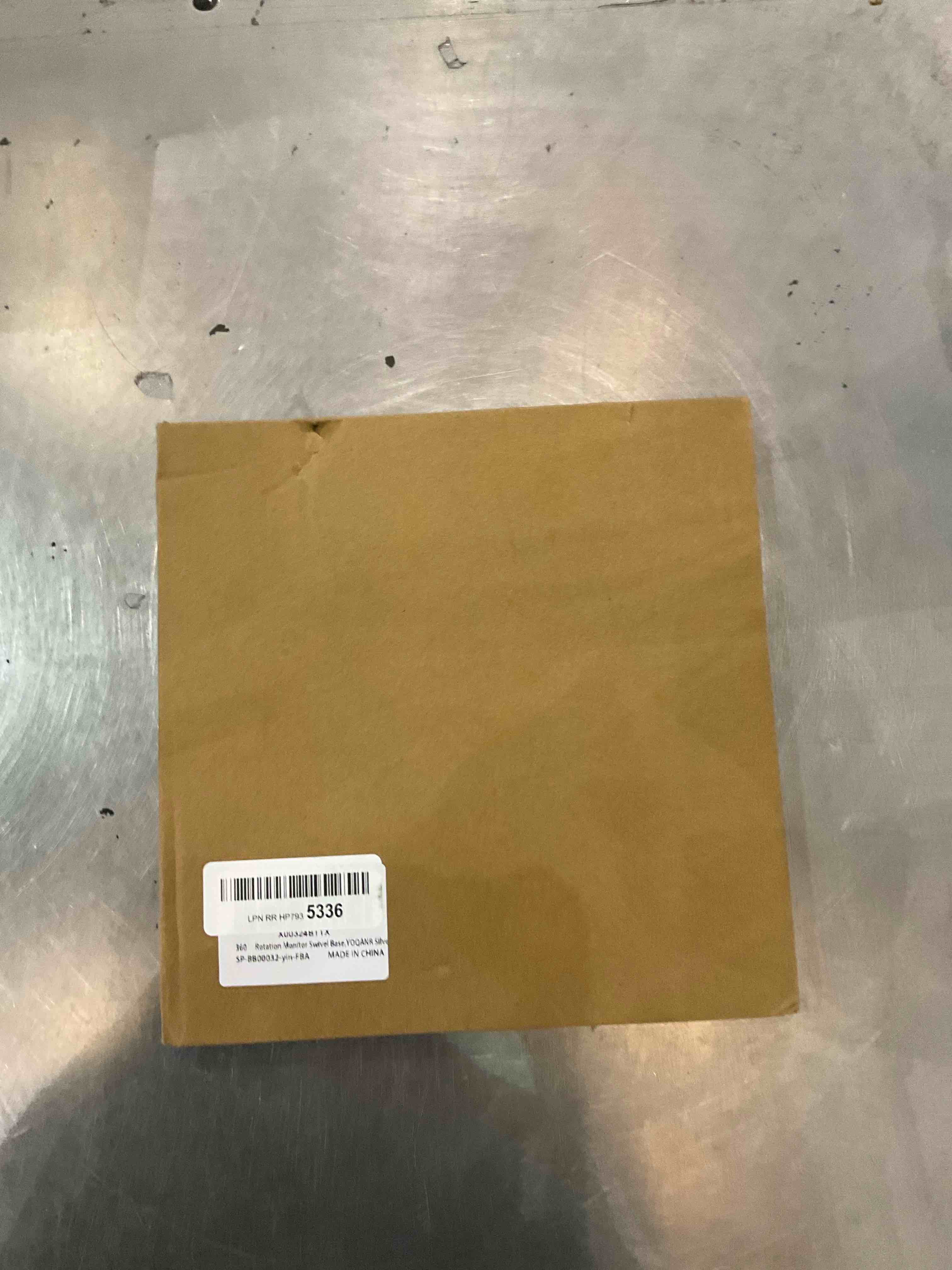 https://s3.amazonaws.com/lotting-images-prod/bidfta/EXS00960266_1702929991946.jpeg