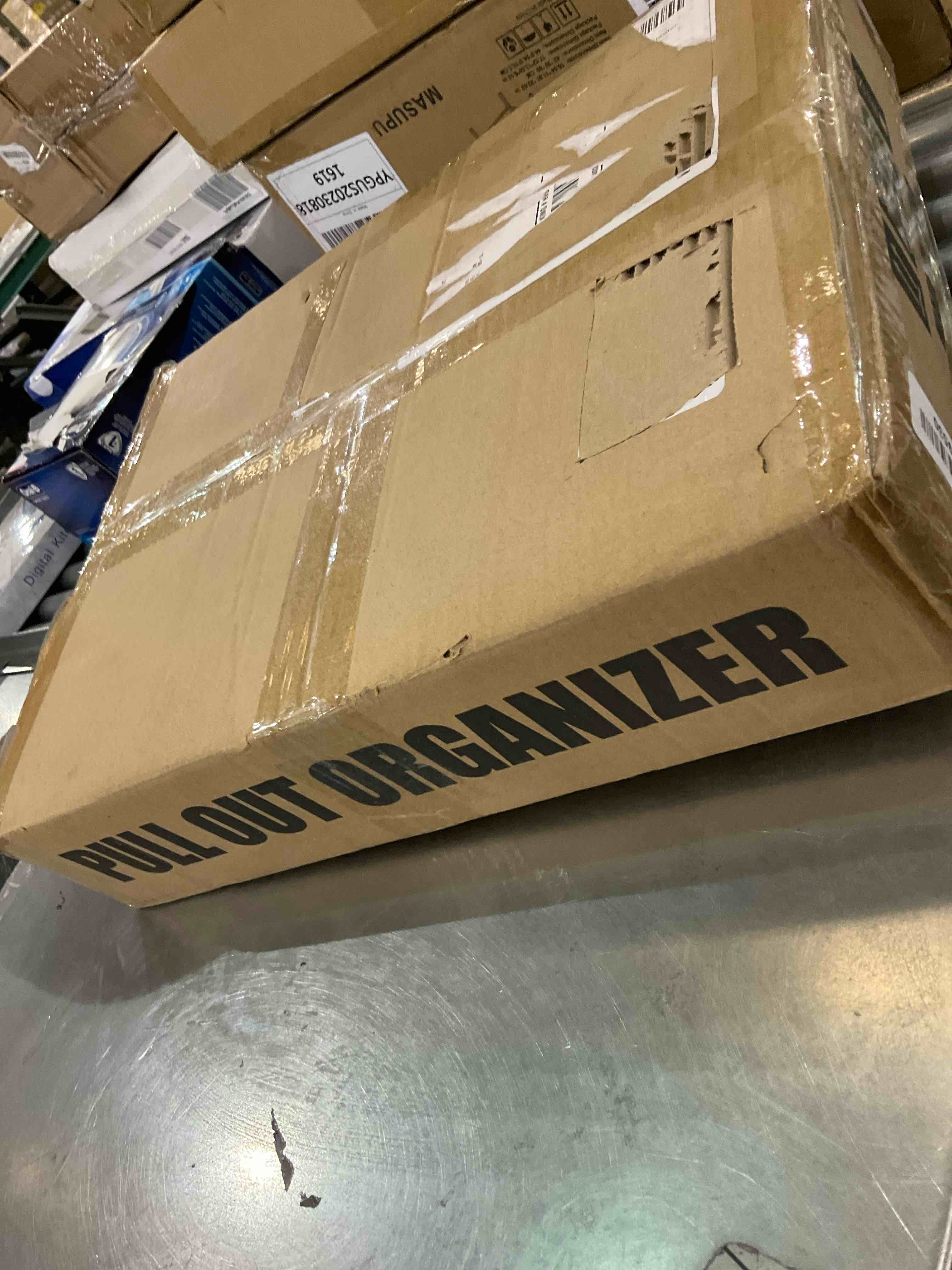https://s3.amazonaws.com/lotting-images-prod/bidfta/EXS00961633_1703003461050.jpeg