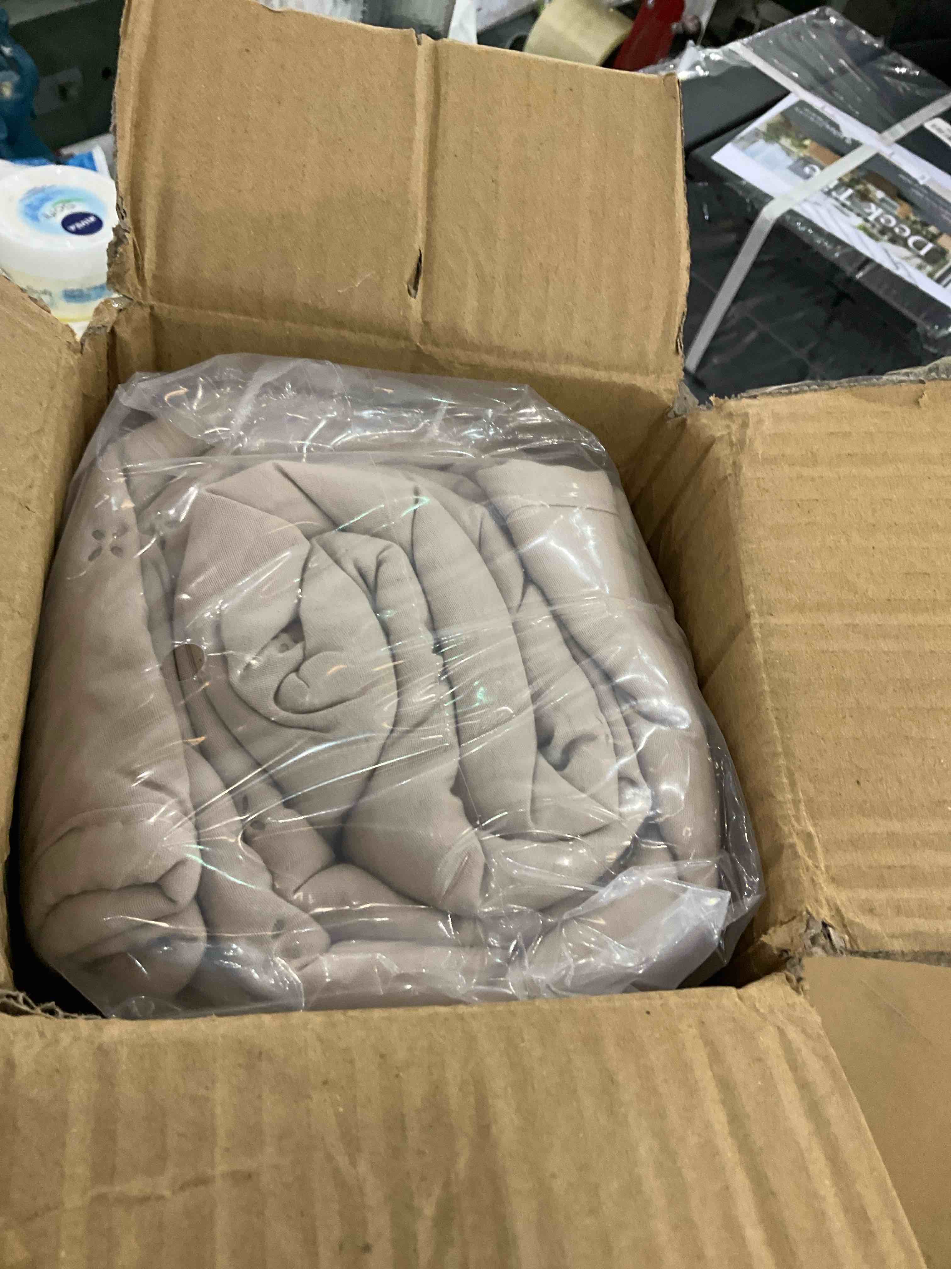 Beige Twin Size Quilt Bedding Sets with Pillow Sham, Lightweight Soft Bedspread Coverlet, Quilted Blanket Thin Comforter Bed Cover, All Season Summer Spring, 2 Pieces, 68x90 inches, Tan Cream