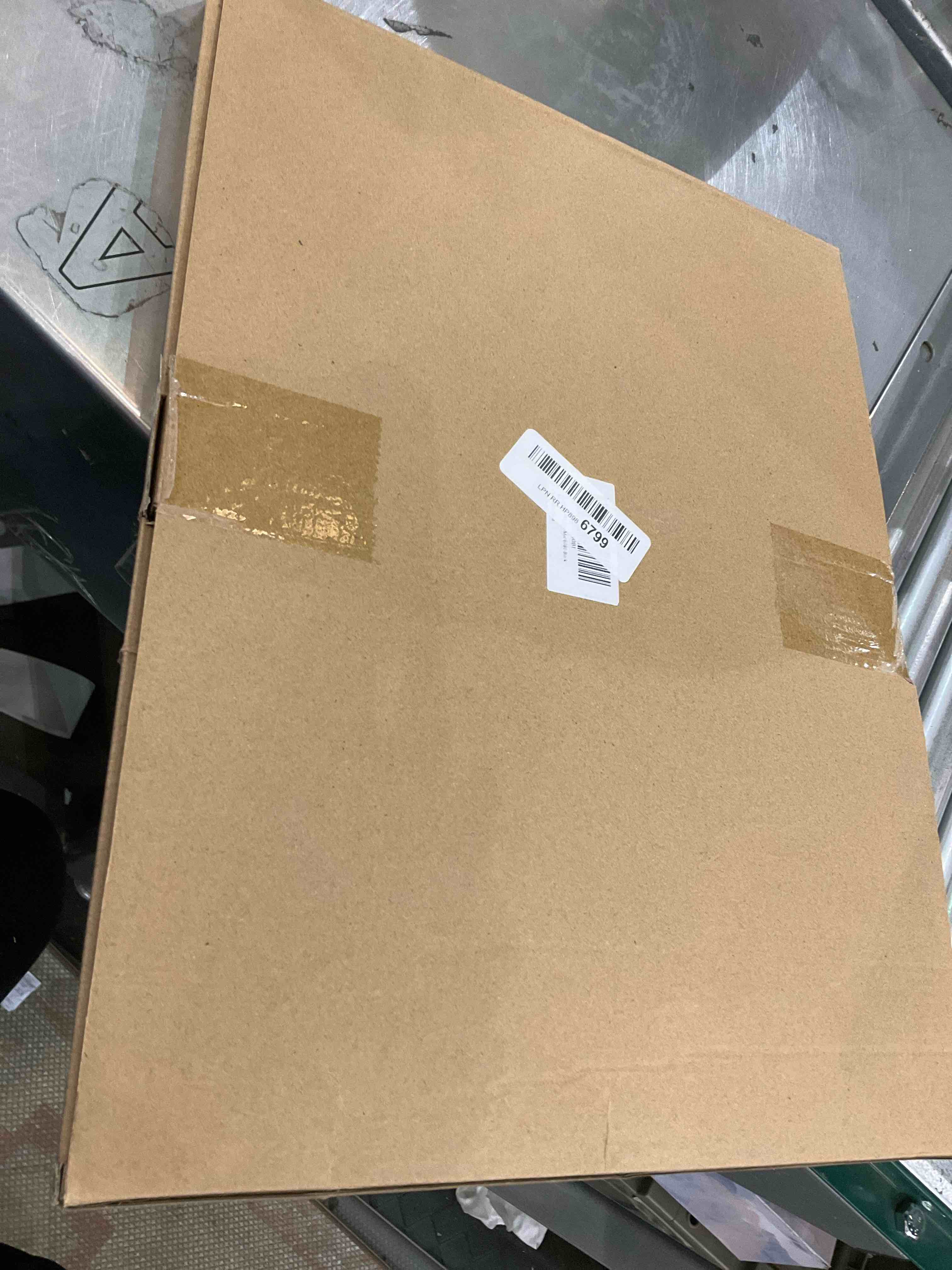 https://s3.amazonaws.com/lotting-images-prod/bidfta/EXS00961986_1703175033975.jpeg