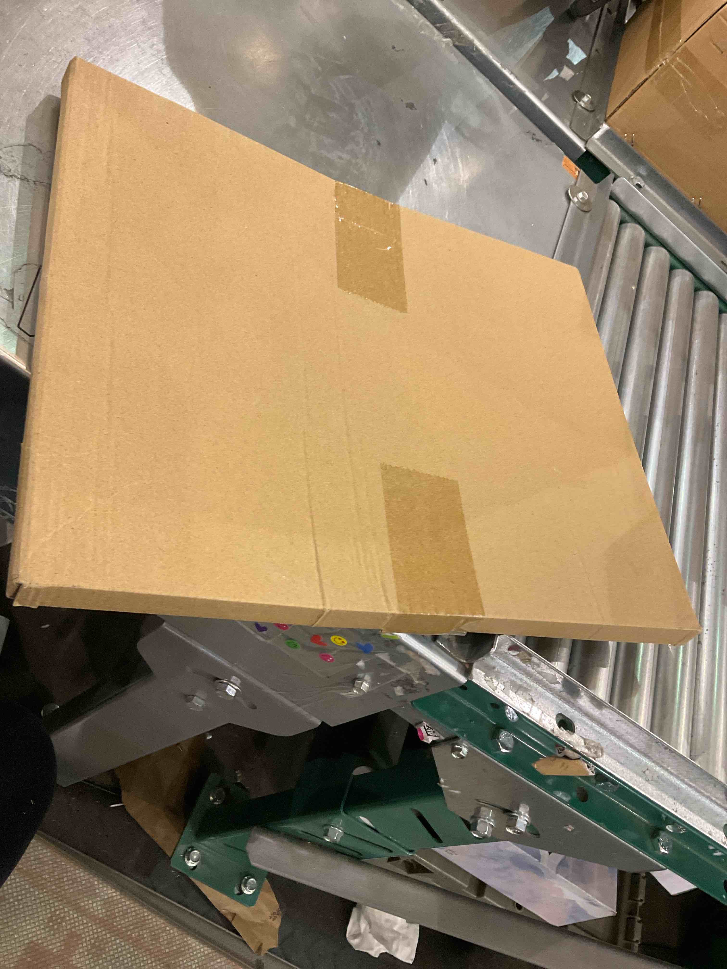 https://s3.amazonaws.com/lotting-images-prod/bidfta/EXS00961986_1703175037871.jpeg