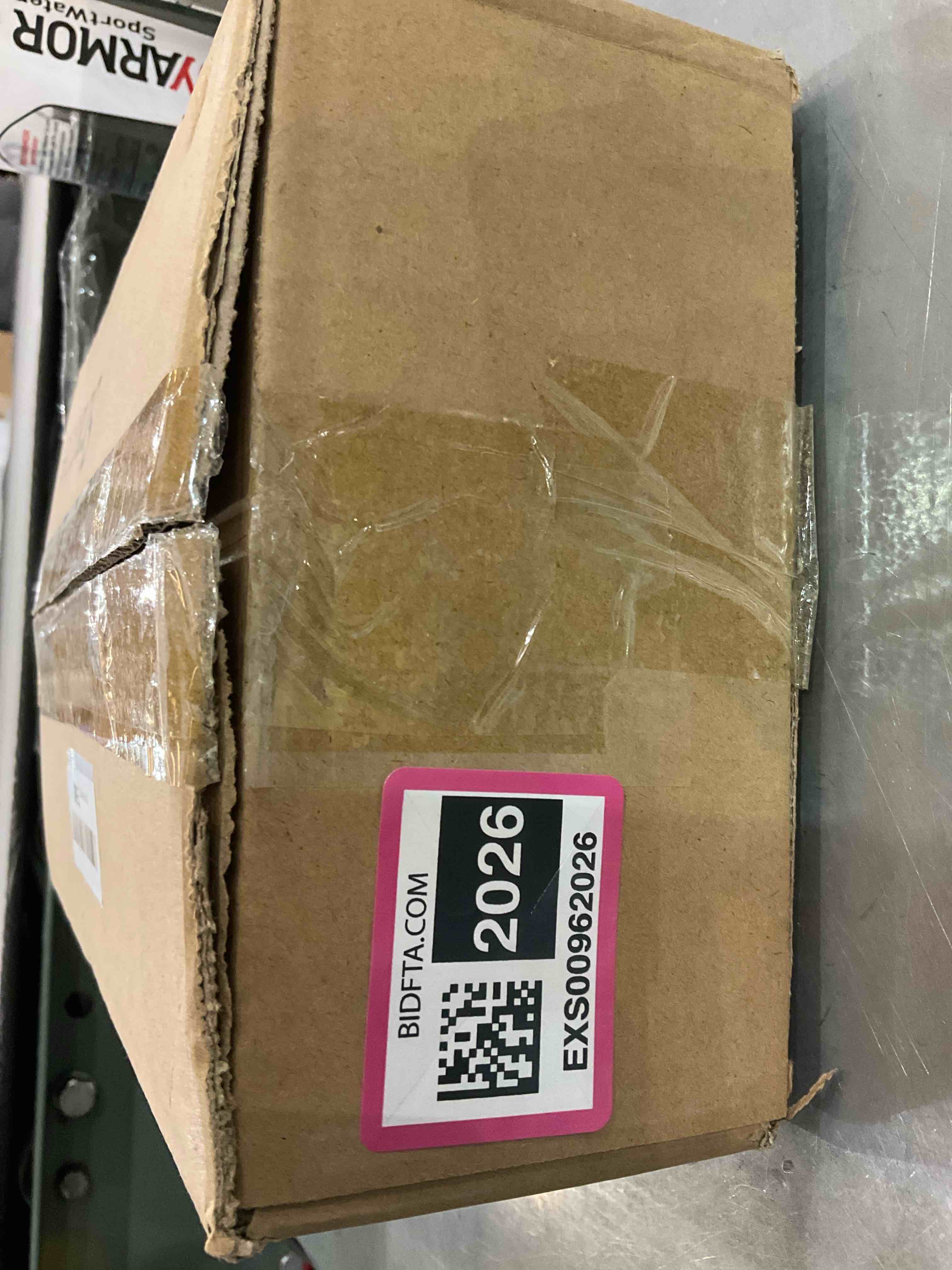https://s3.amazonaws.com/lotting-images-prod/bidfta/EXS00962026_1702666469837.jpeg