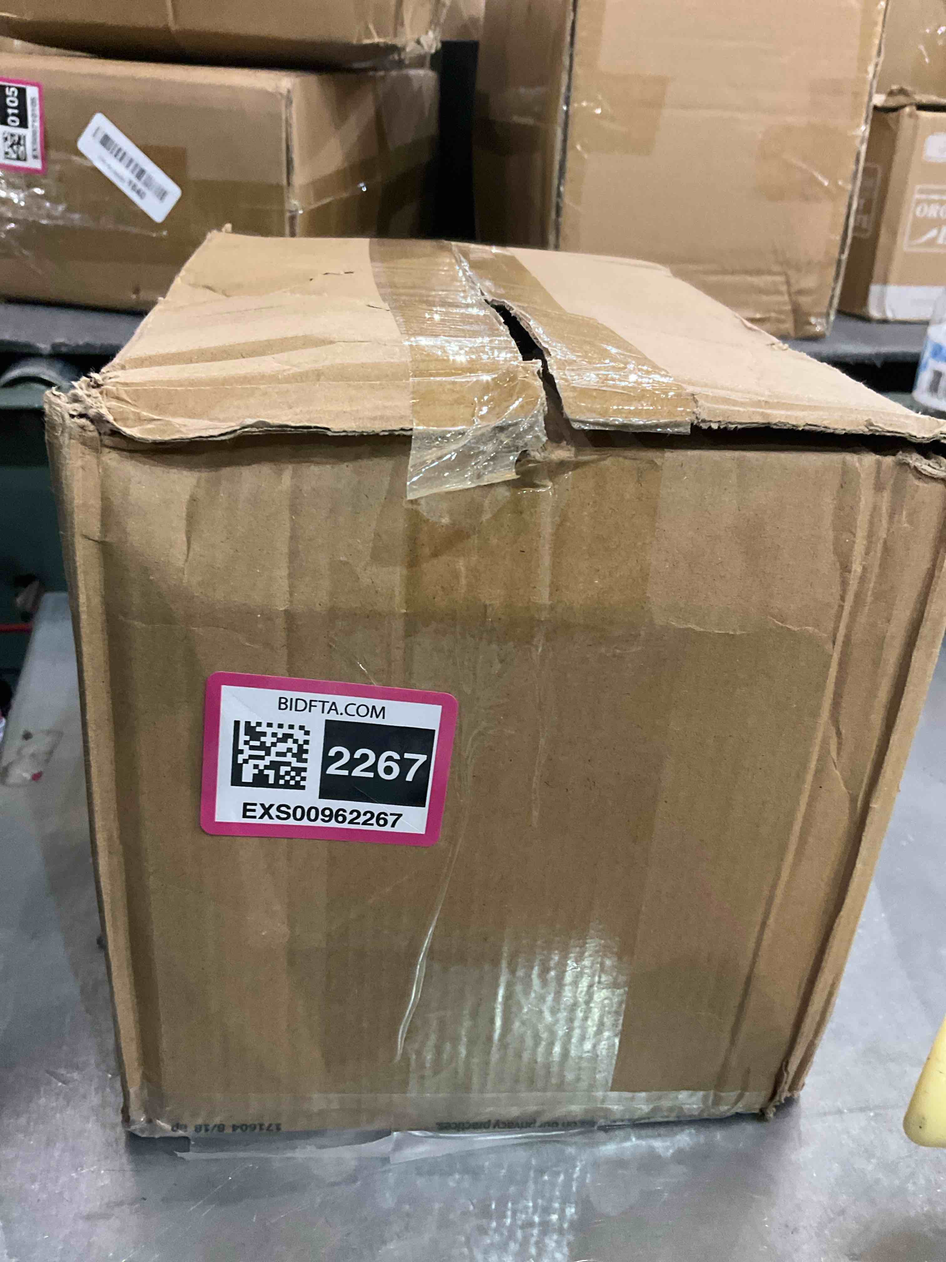 https://s3.amazonaws.com/lotting-images-prod/bidfta/EXS00962267_1702930119726.jpeg