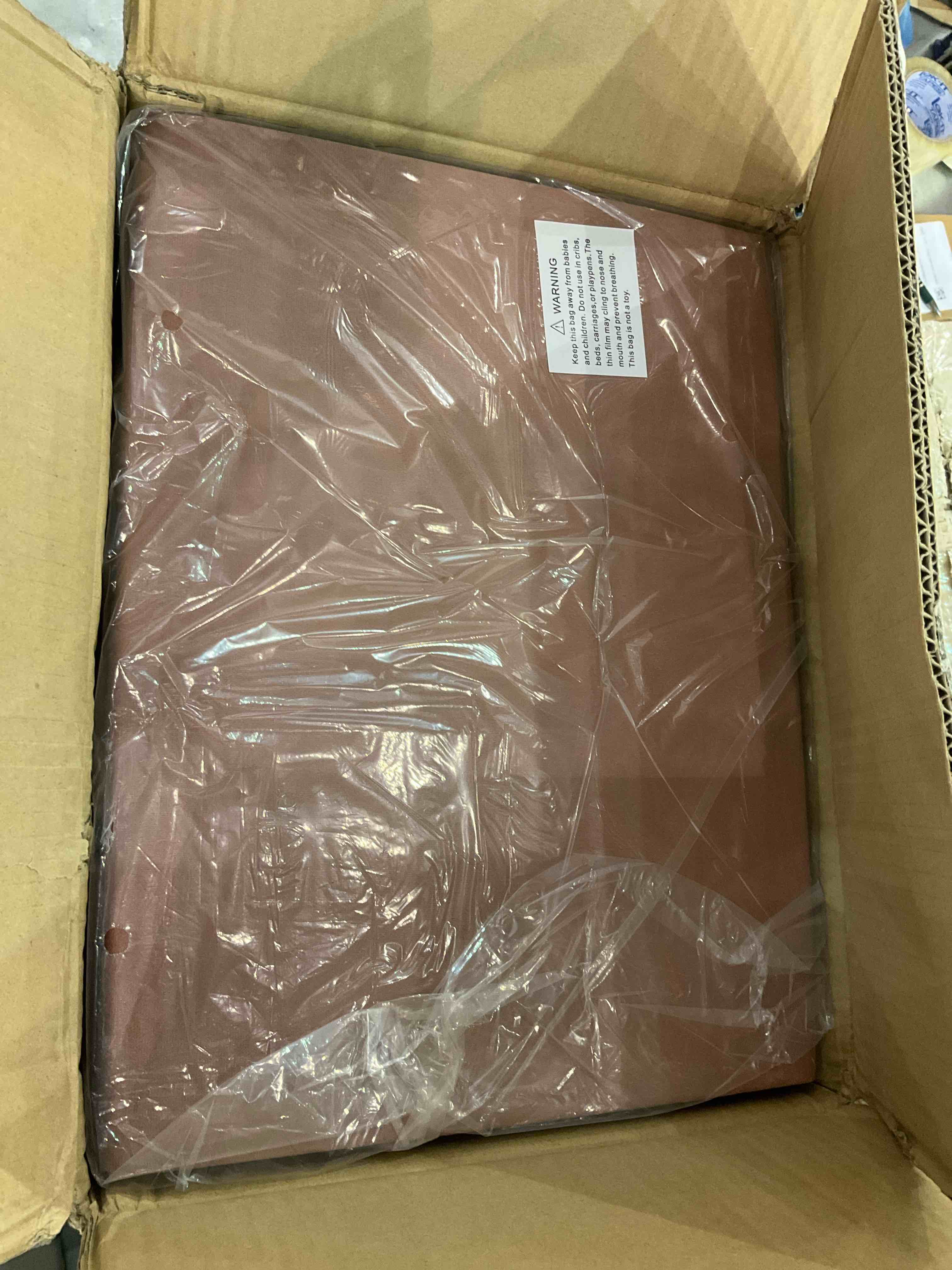 https://s3.amazonaws.com/lotting-images-prod/bidfta/EXS00962270_1702930435163.jpeg