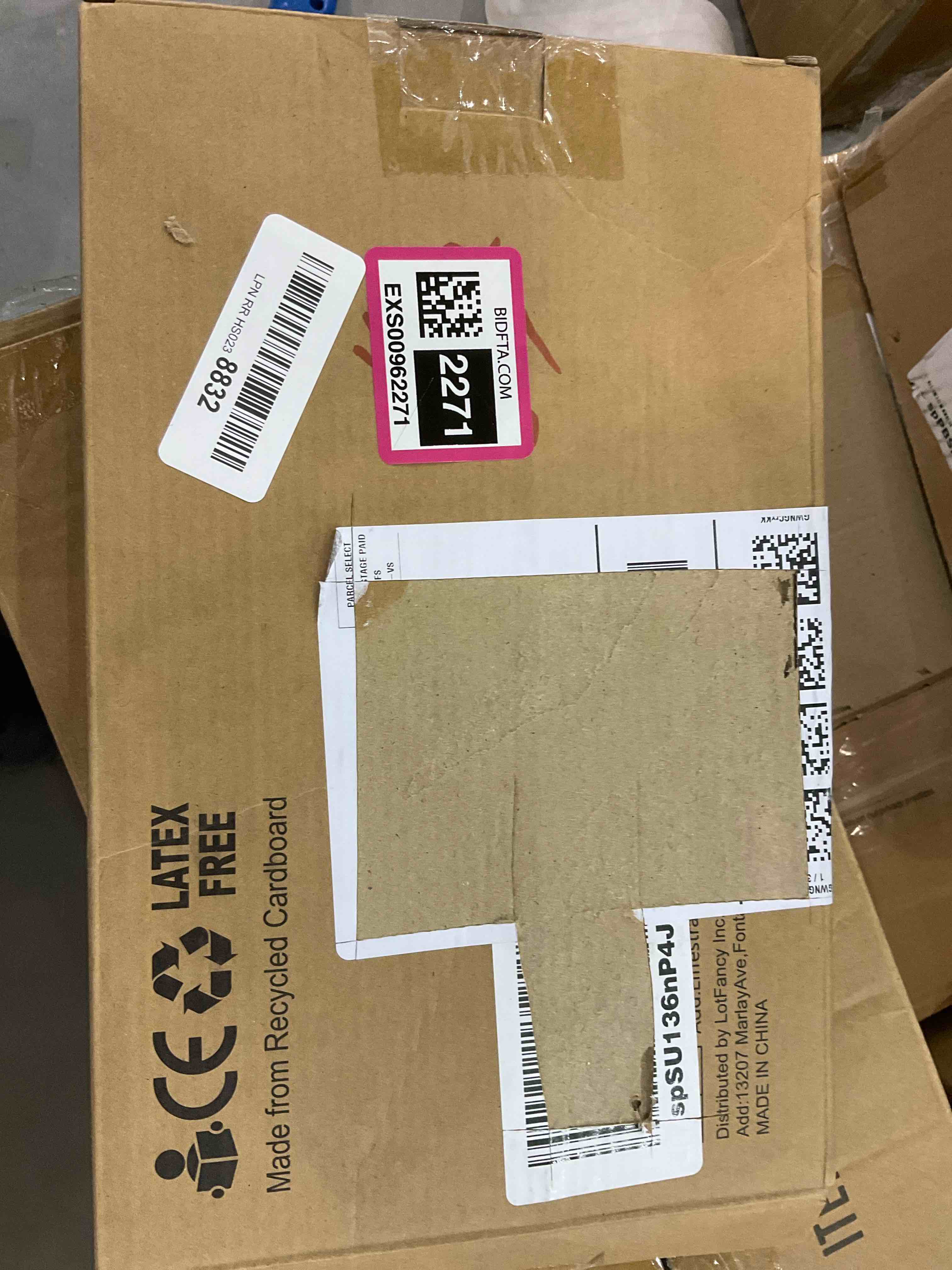 https://s3.amazonaws.com/lotting-images-prod/bidfta/EXS00962271_1702930486558.jpeg