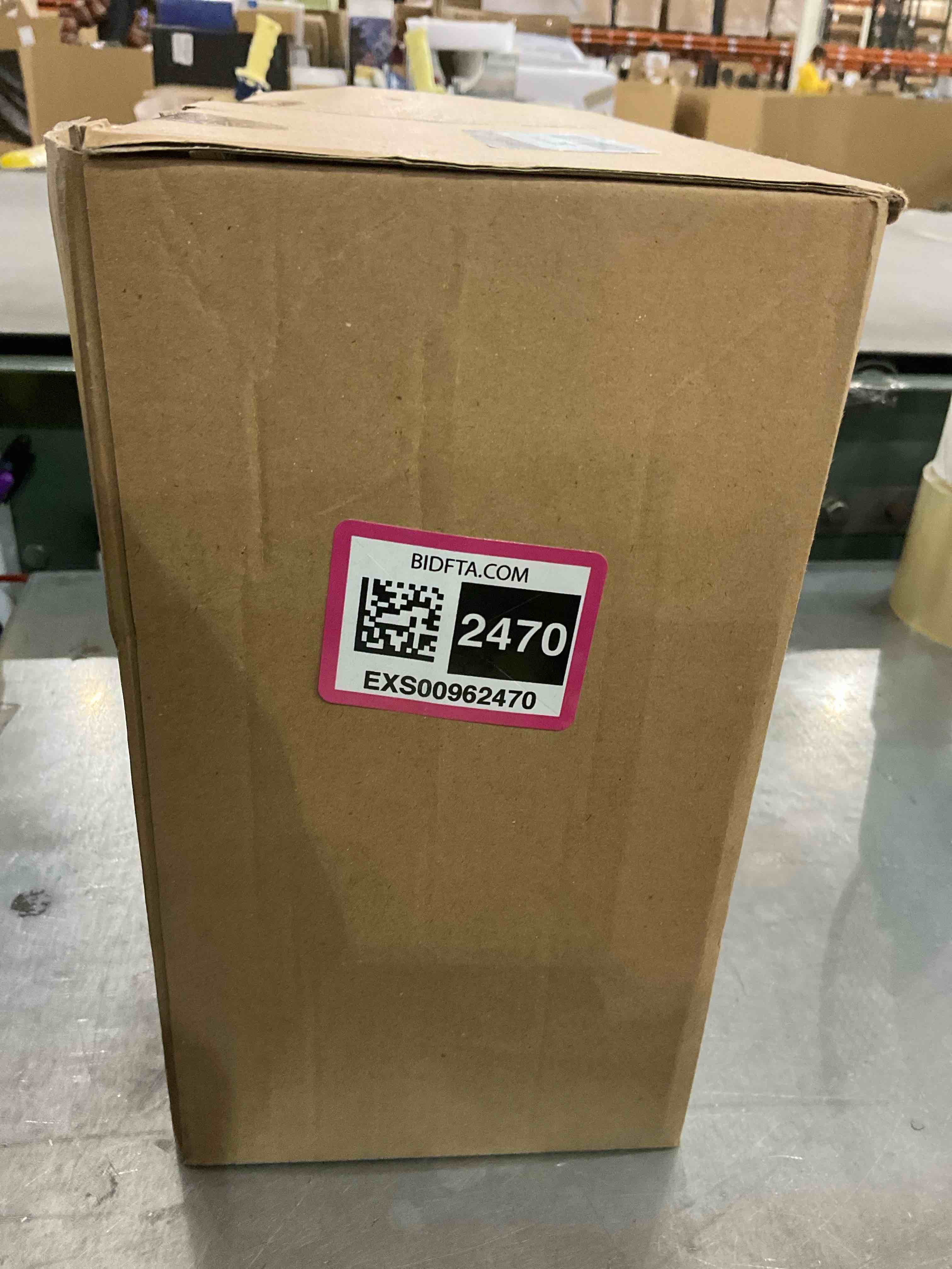 https://s3.amazonaws.com/lotting-images-prod/bidfta/EXS00962470_1703086310498.jpeg