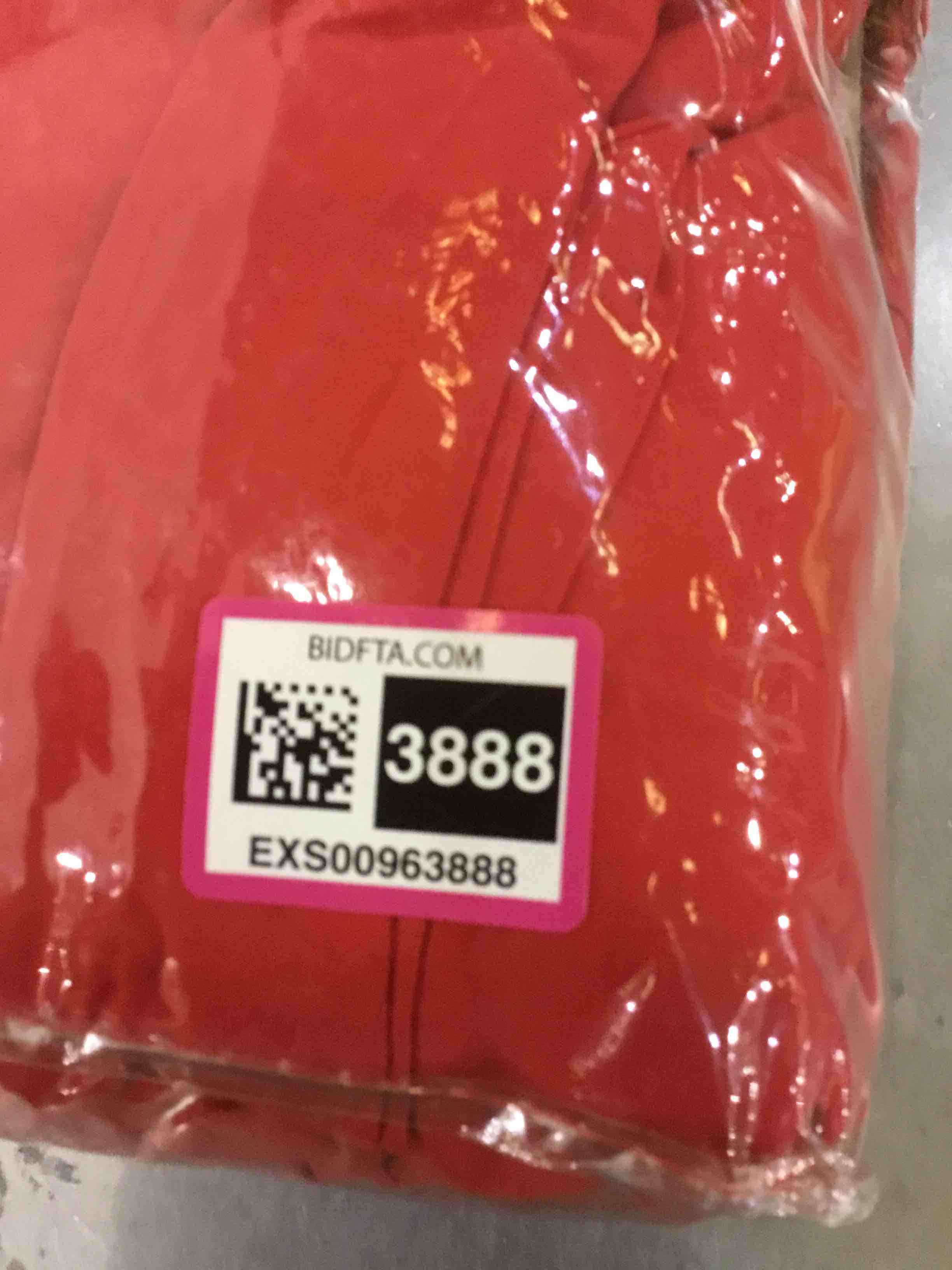 https://s3.amazonaws.com/lotting-images-prod/bidfta/EXS00963888_1703086950934.jpeg