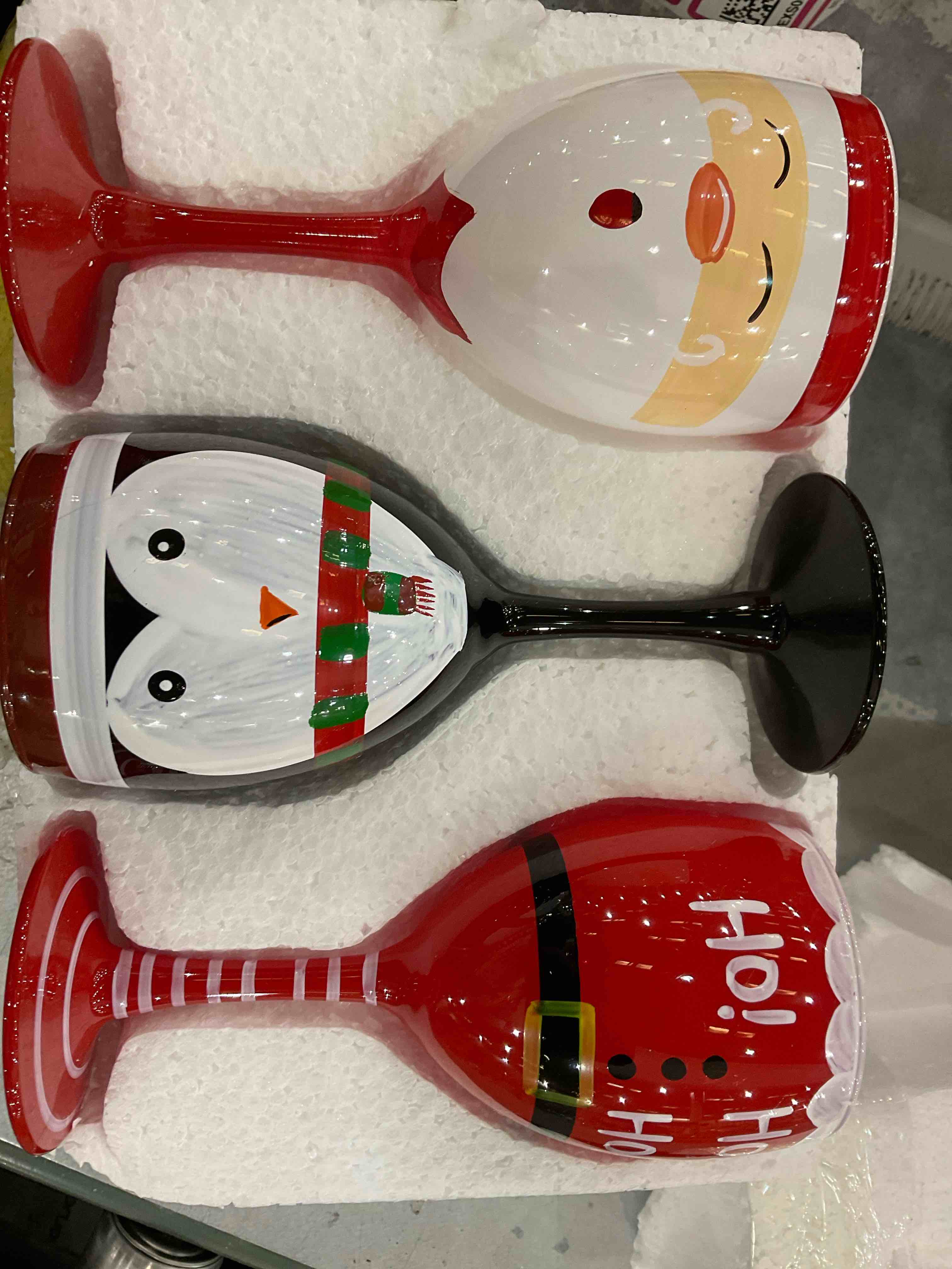 https://s3.amazonaws.com/lotting-images-prod/bidfta/EXS00964006_1703016769814.jpeg