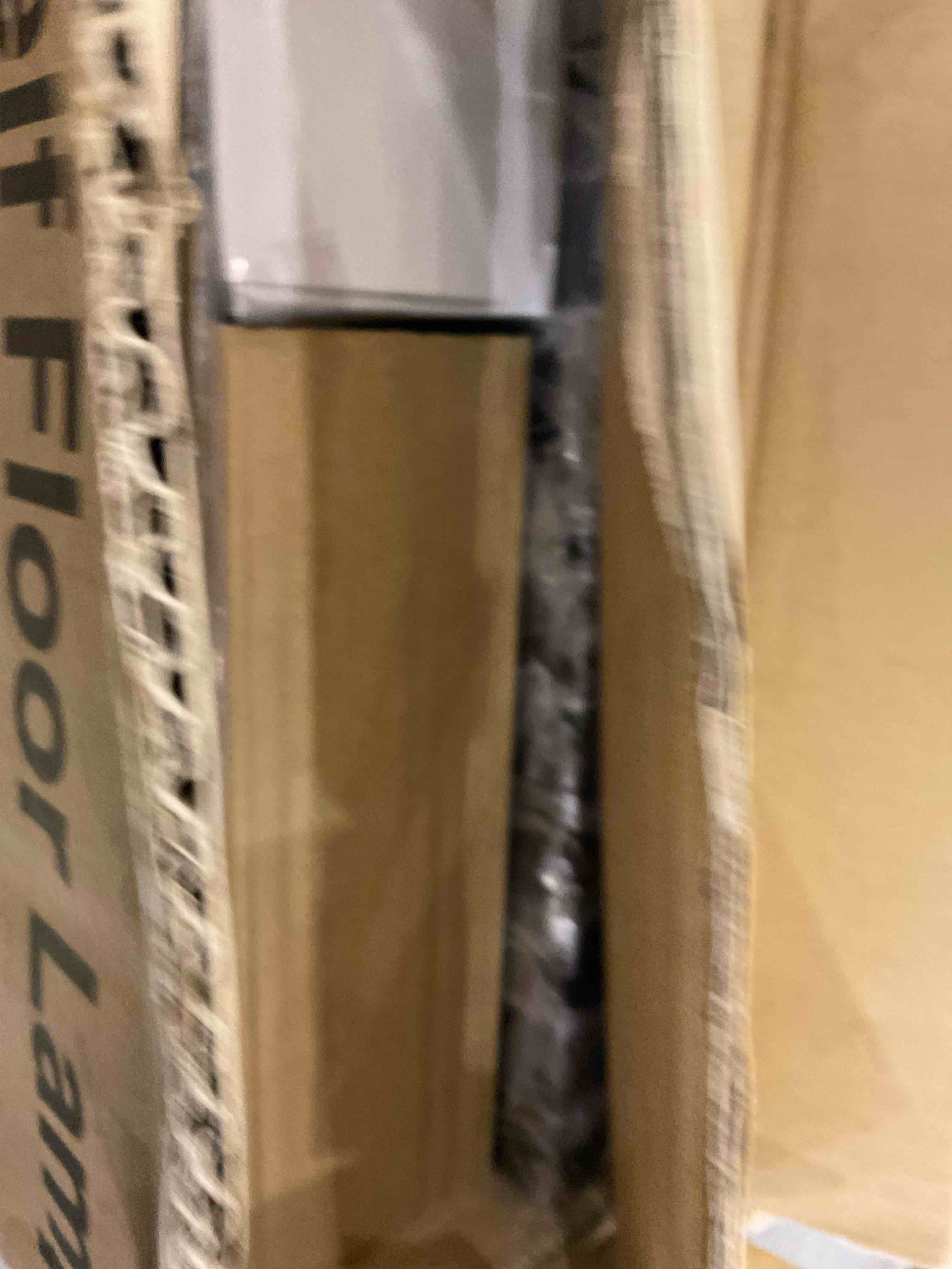 https://s3.amazonaws.com/lotting-images-prod/bidfta/EXS00964104_1703089690418.jpeg