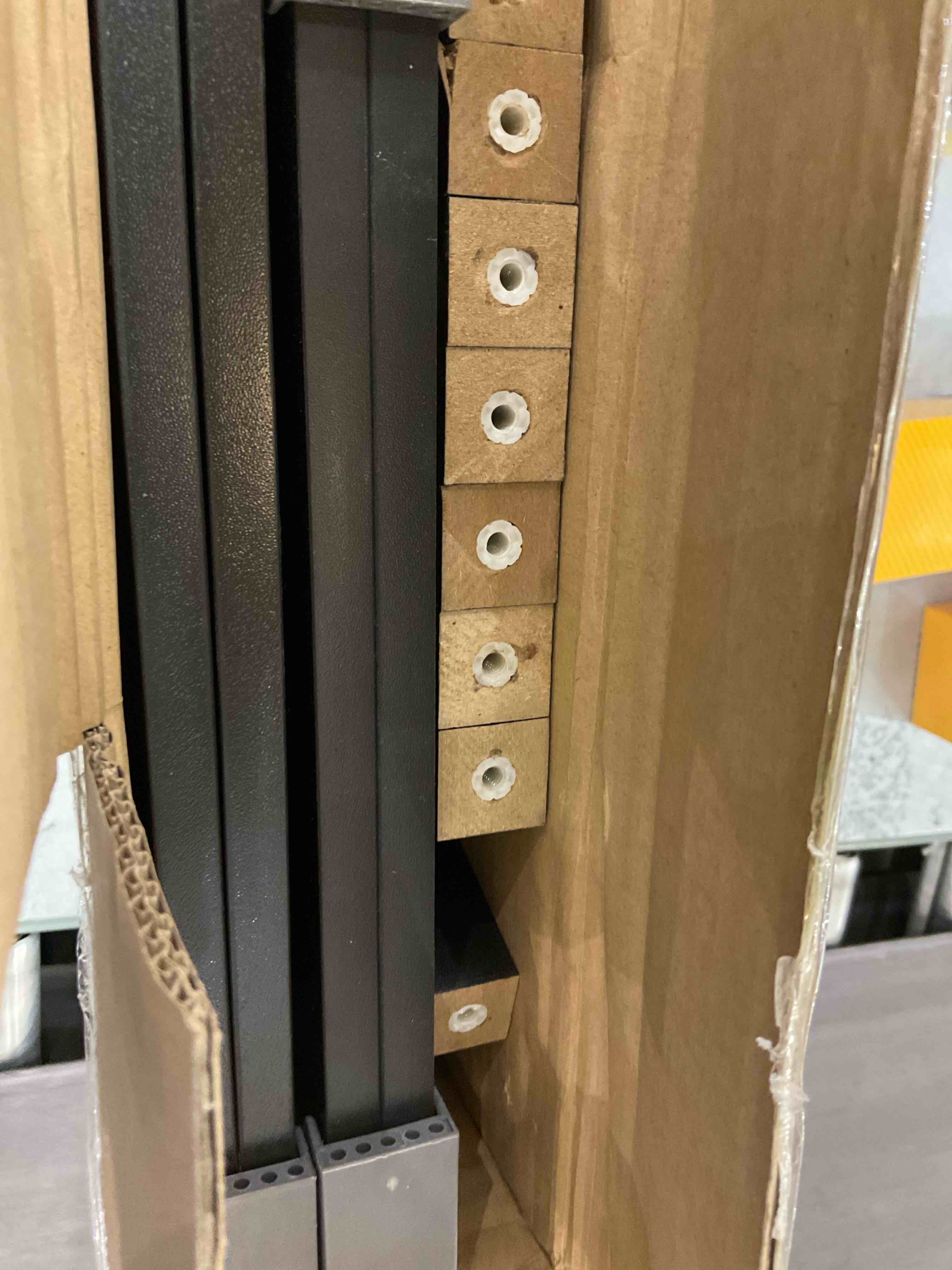 https://s3.amazonaws.com/lotting-images-prod/bidfta/EXS00964119_1703094703336.jpeg