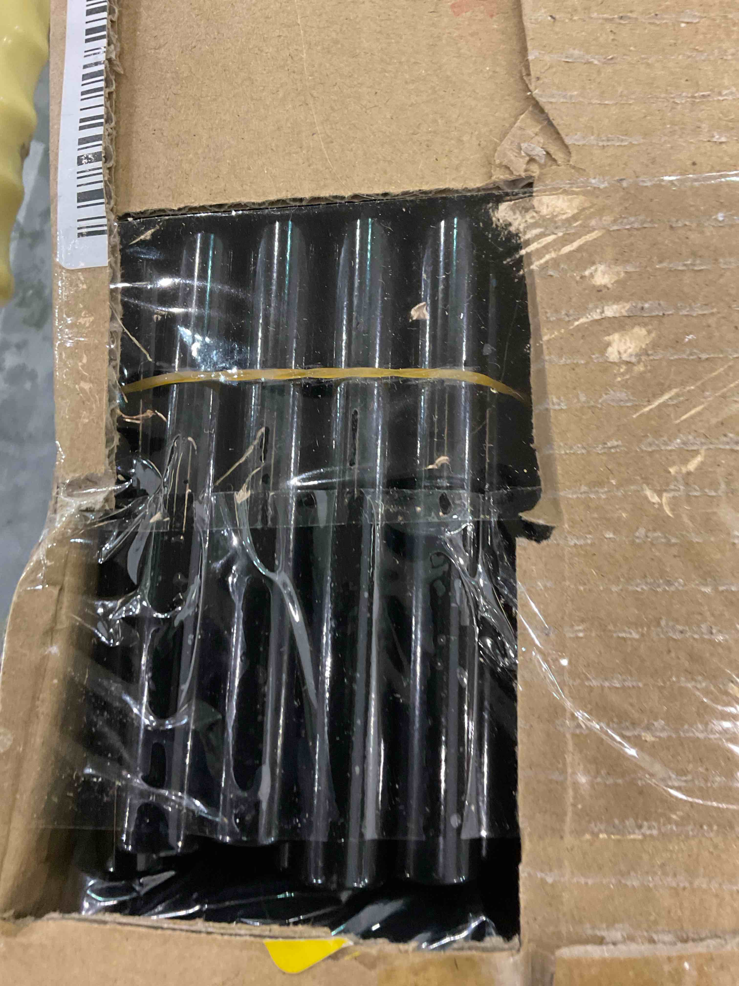 https://s3.amazonaws.com/lotting-images-prod/bidfta/EXS00964205_1703168725241.jpeg