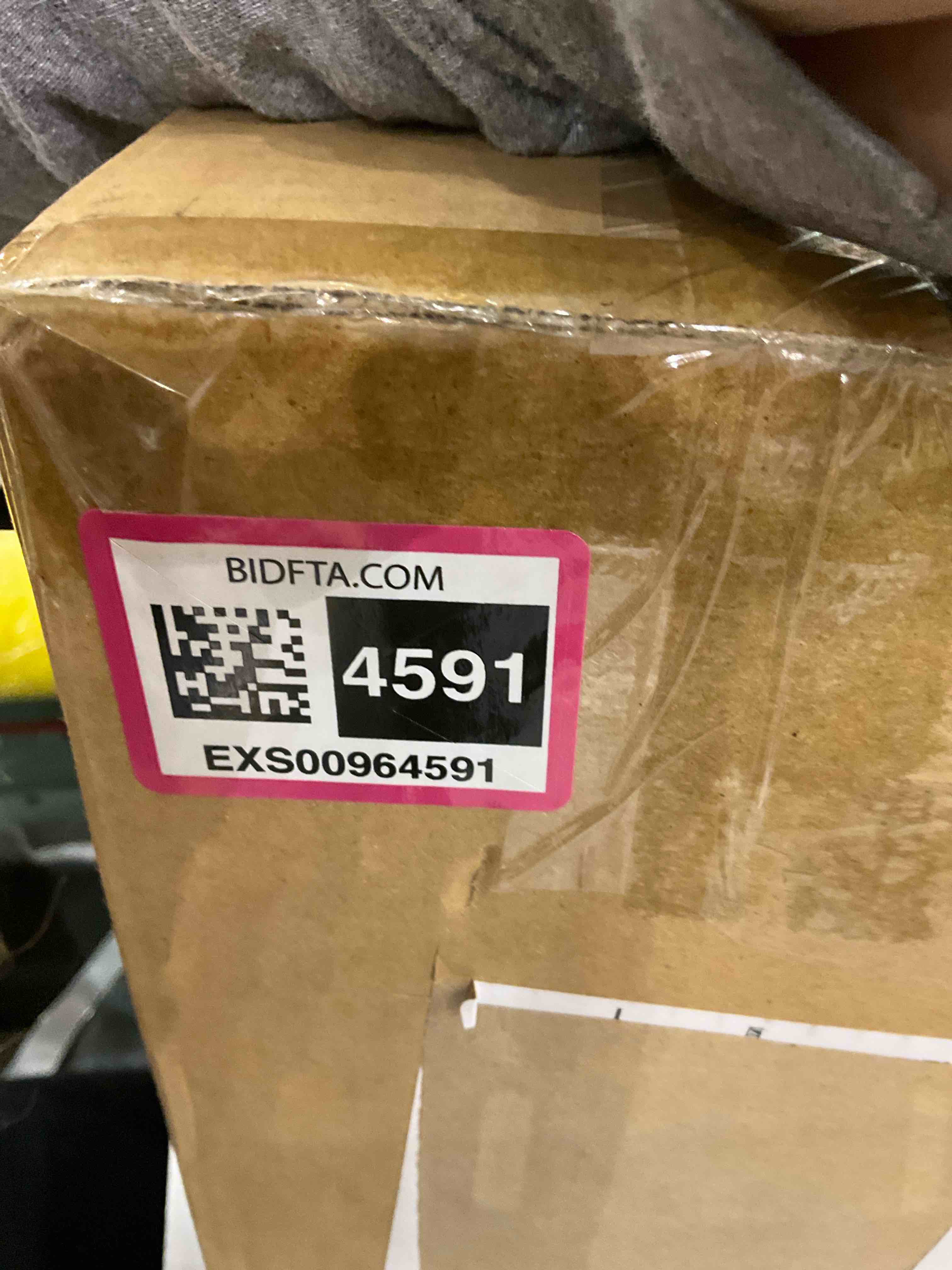 https://s3.amazonaws.com/lotting-images-prod/bidfta/EXS00964591_1703095023922.jpeg