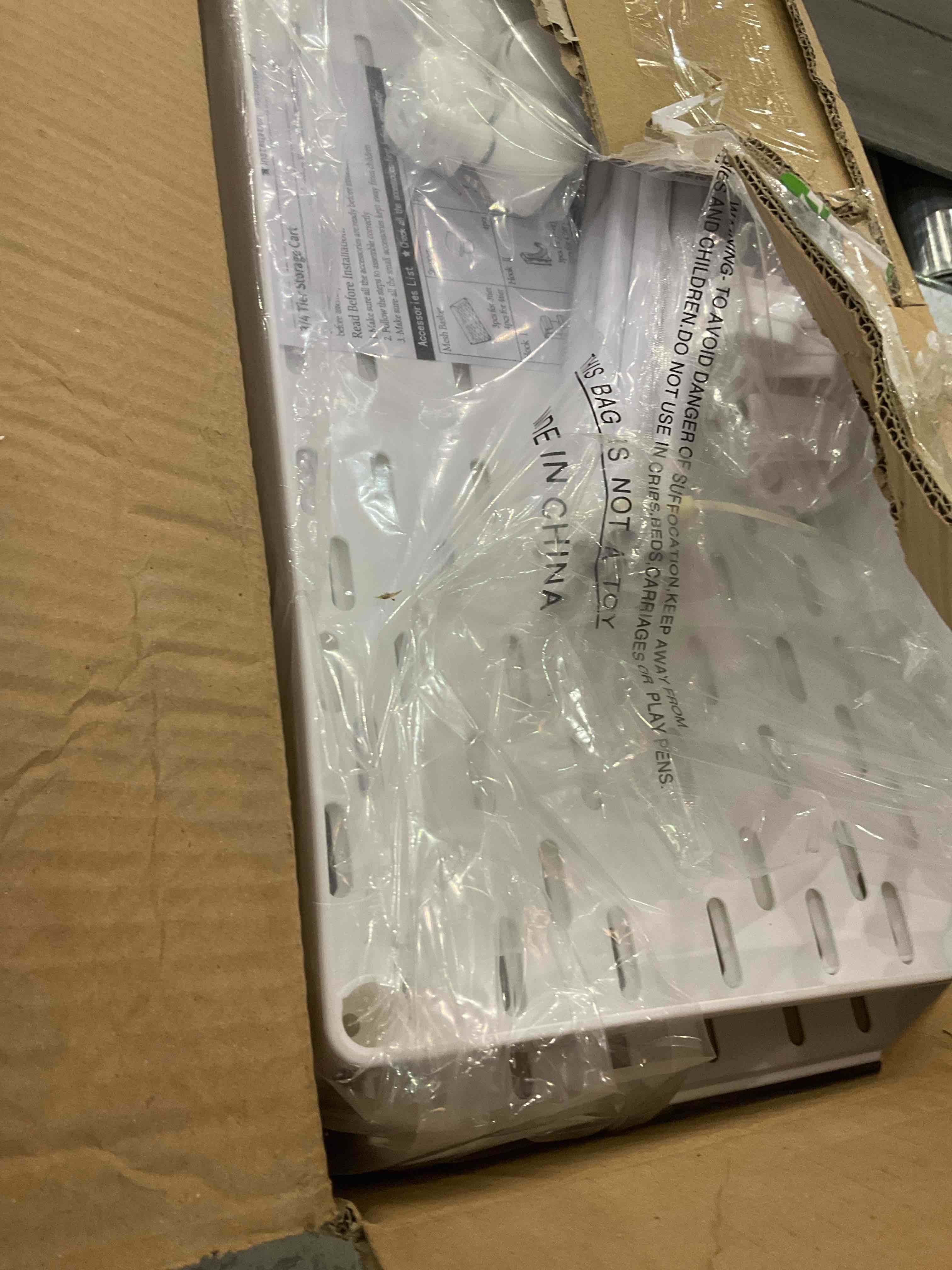 https://s3.amazonaws.com/lotting-images-prod/bidfta/EXS00964787_1703187451118.jpeg