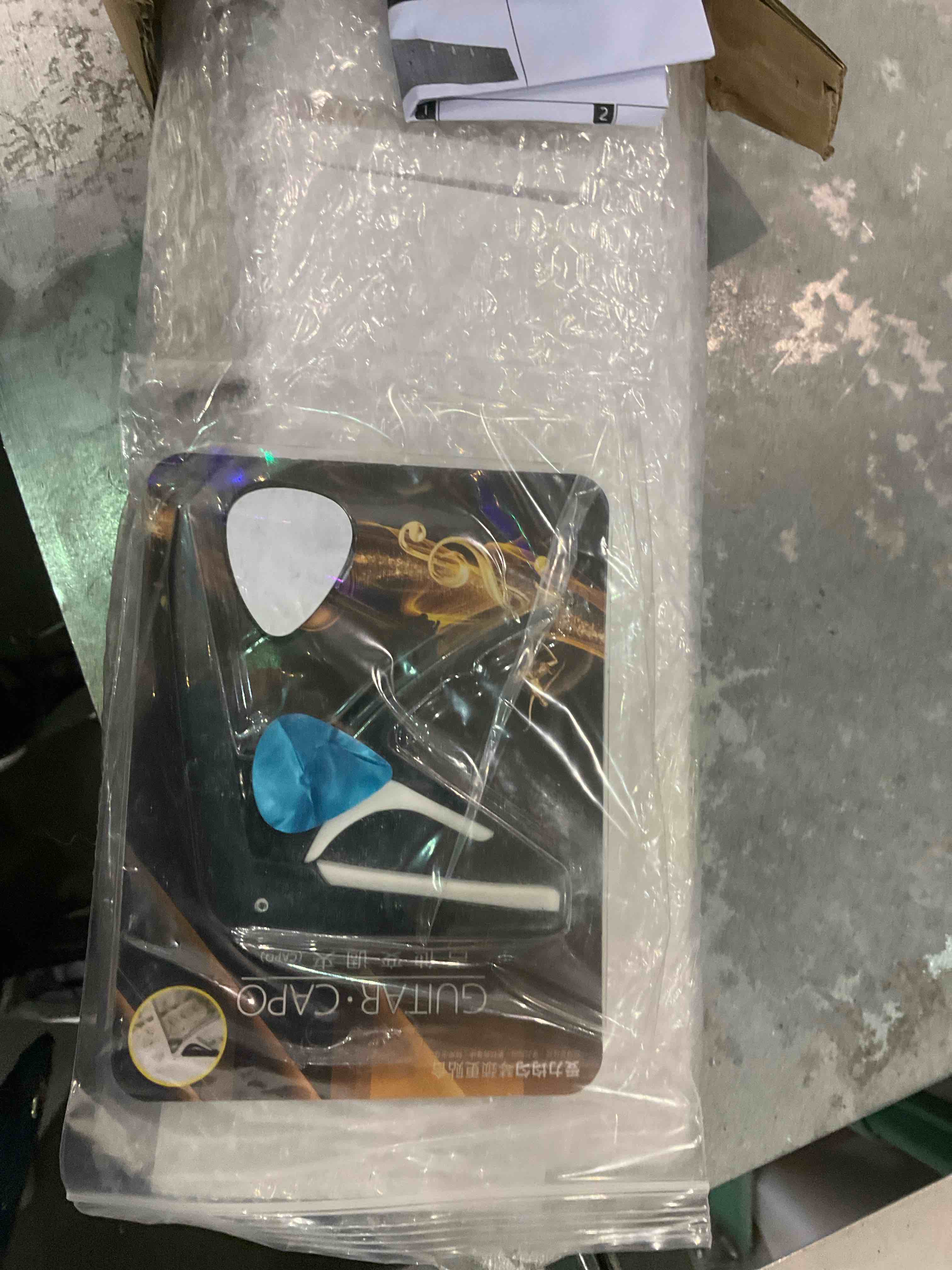 Double Guitar Ukulele Wall Hanger with 2 Holders, Rustic Guitar/Ukelele Hangers with 2 Layered Shelf and Pick Holders for Wall Mount, White