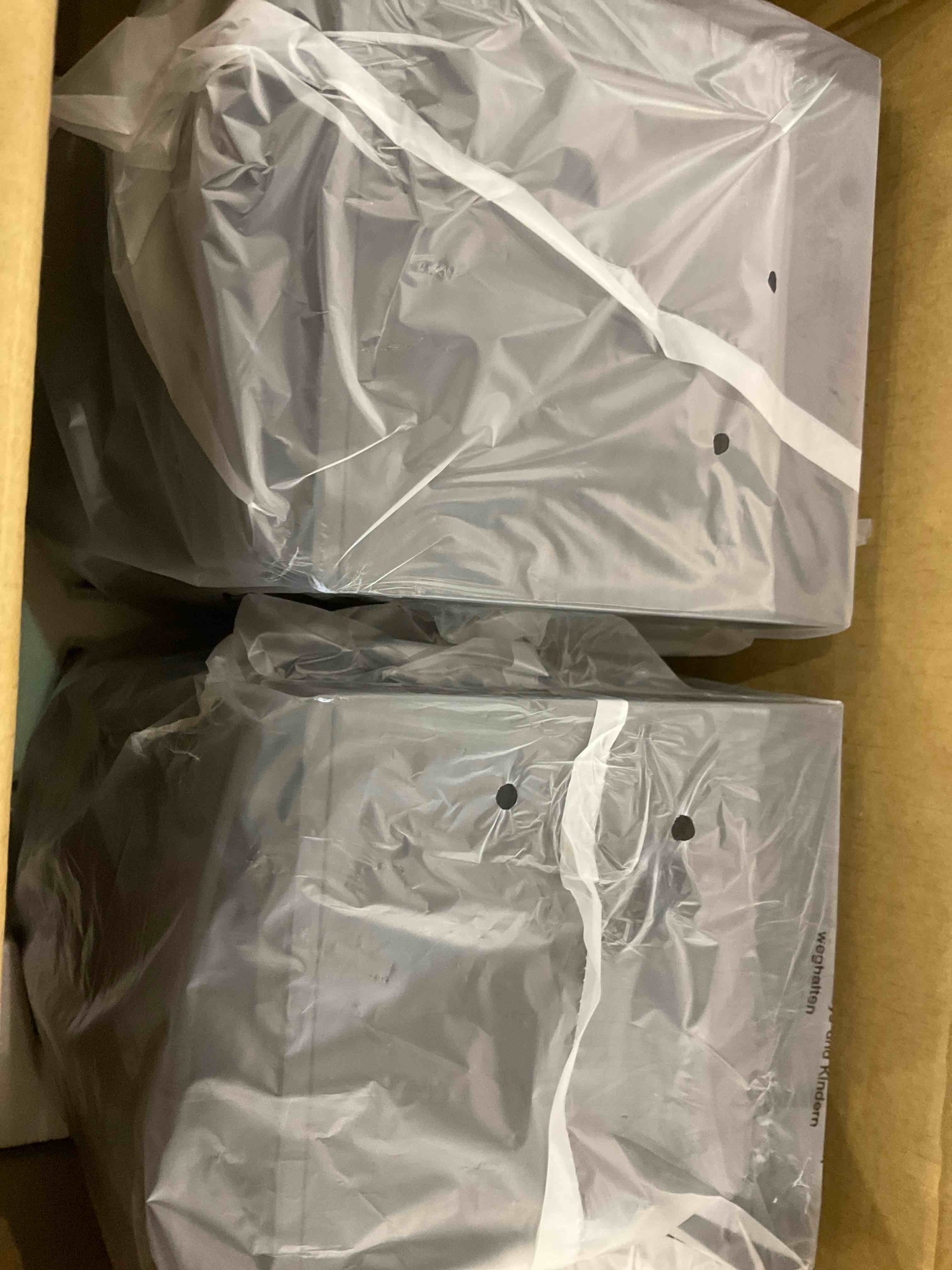 https://s3.amazonaws.com/lotting-images-prod/bidfta/EXS00964850_1703252193104.jpeg