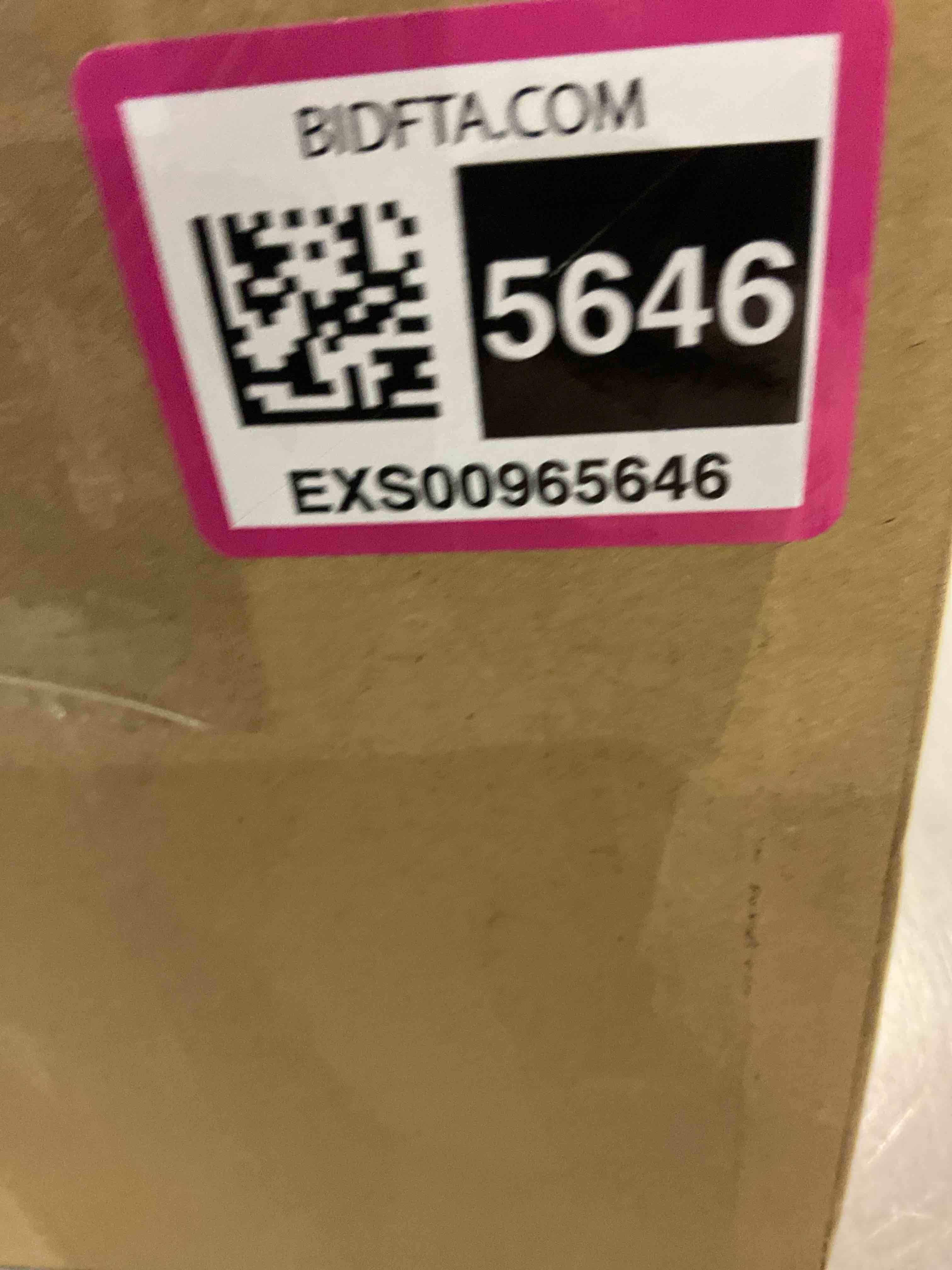 https://s3.amazonaws.com/lotting-images-prod/bidfta/EXS00965646_1703873710749.jpeg