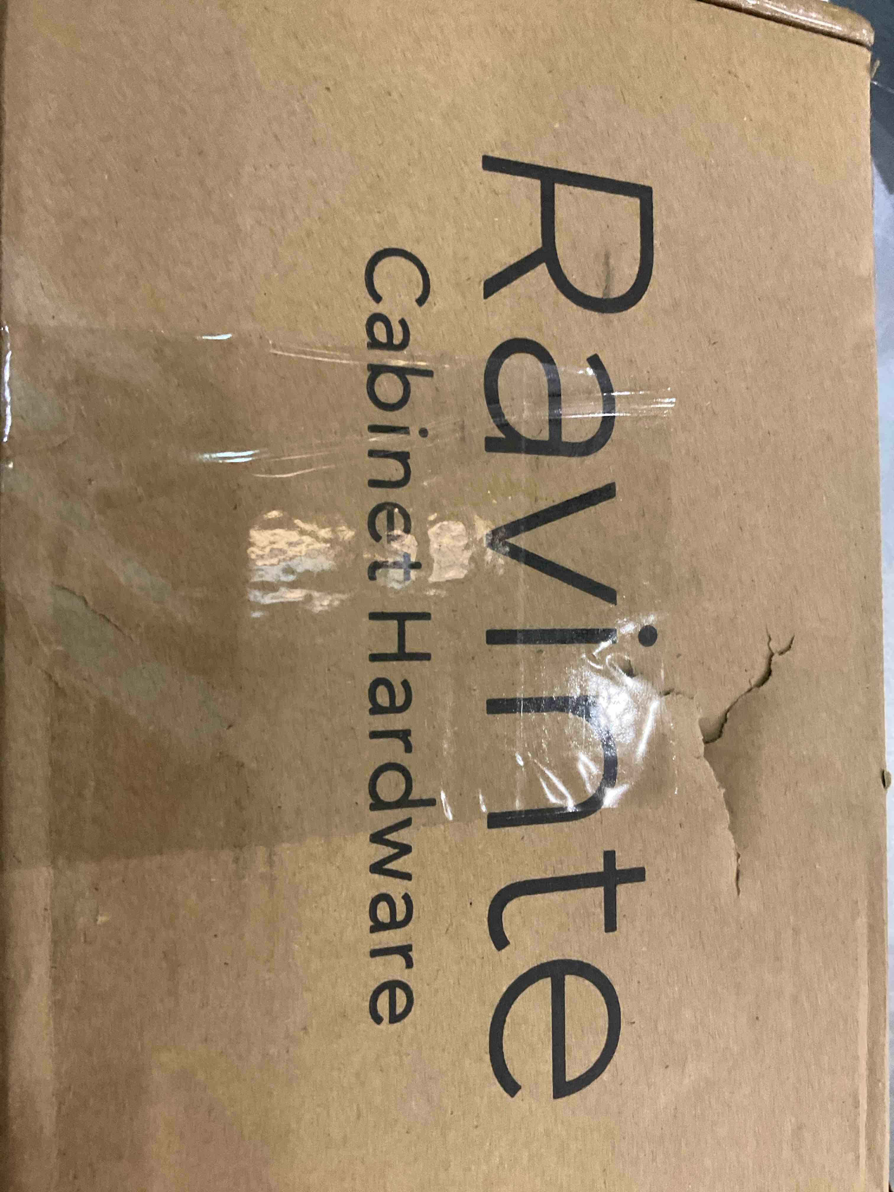 https://s3.amazonaws.com/lotting-images-prod/bidfta/EXS00965714_1704205443915.jpeg