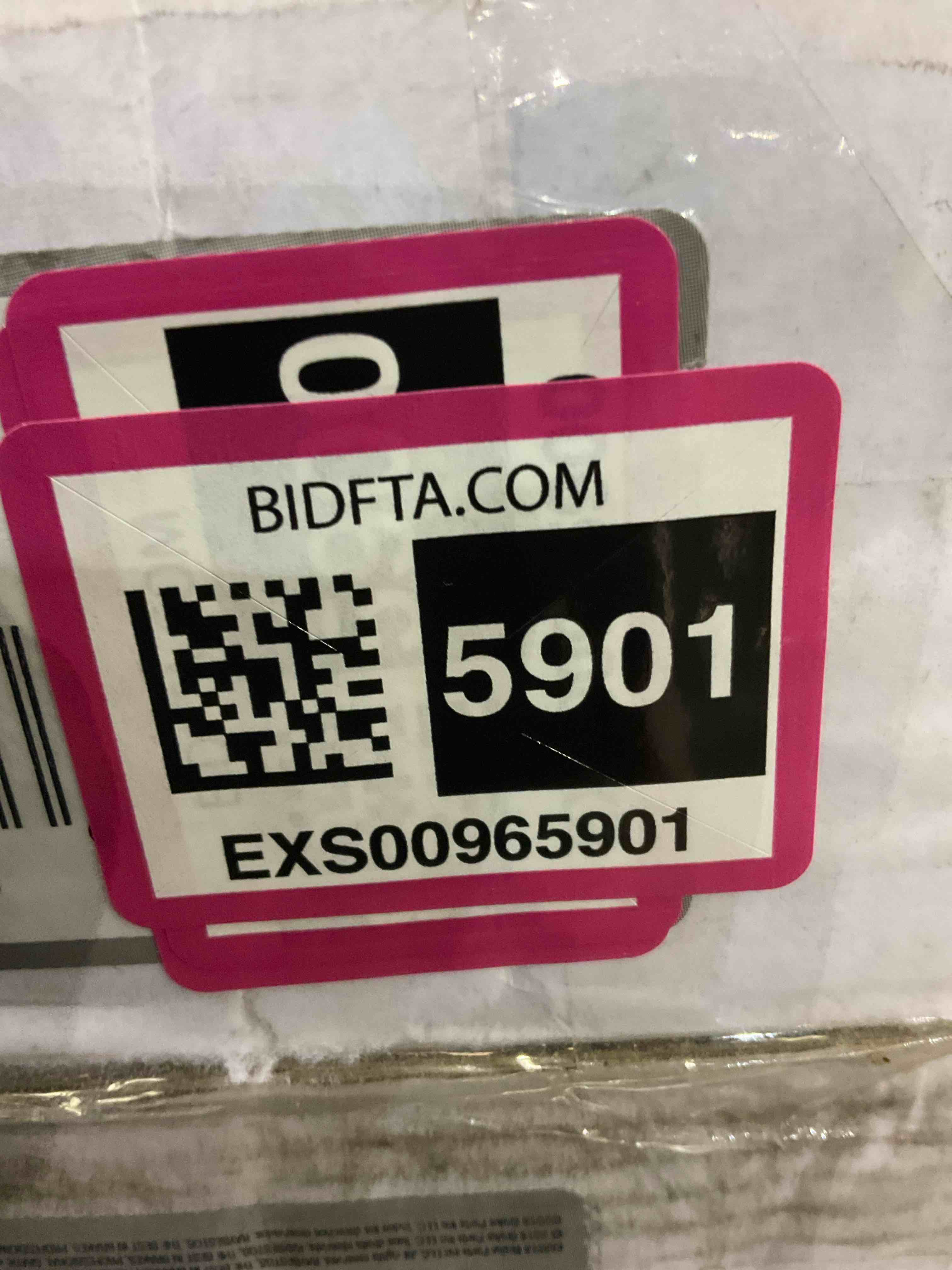https://s3.amazonaws.com/lotting-images-prod/bidfta/EXS00965901_1704305986607.jpeg