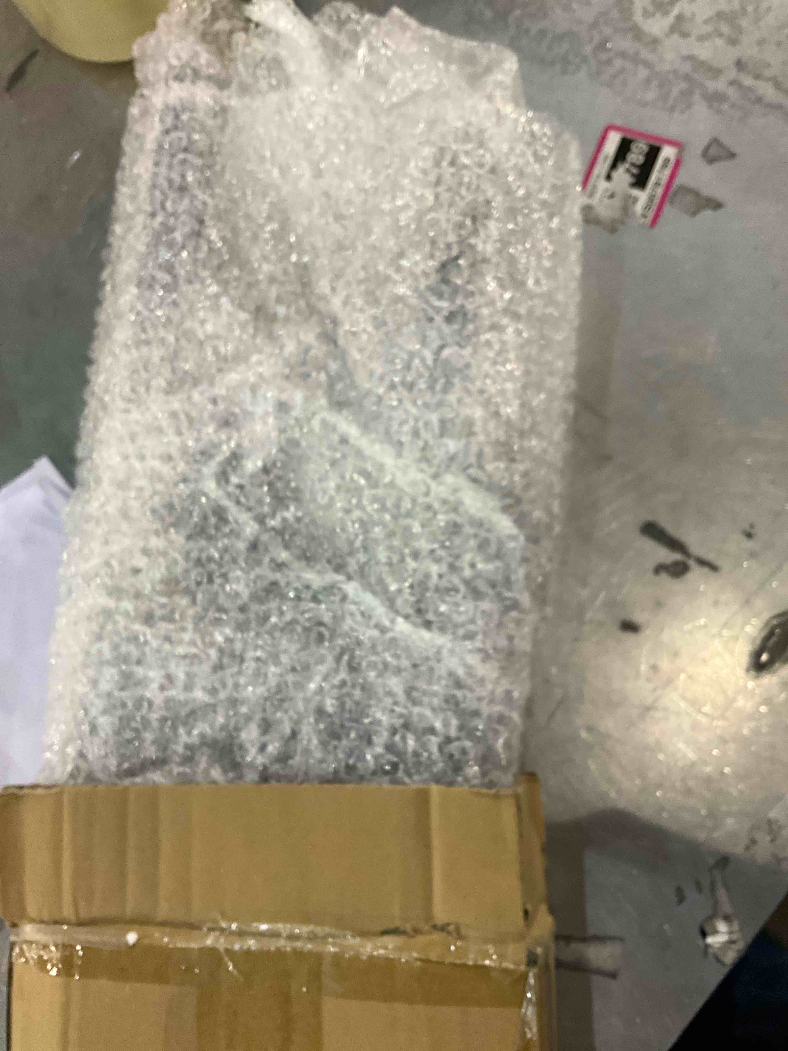 https://s3.amazonaws.com/lotting-images-prod/bidfta/EXS00966034_1703248281180.jpeg