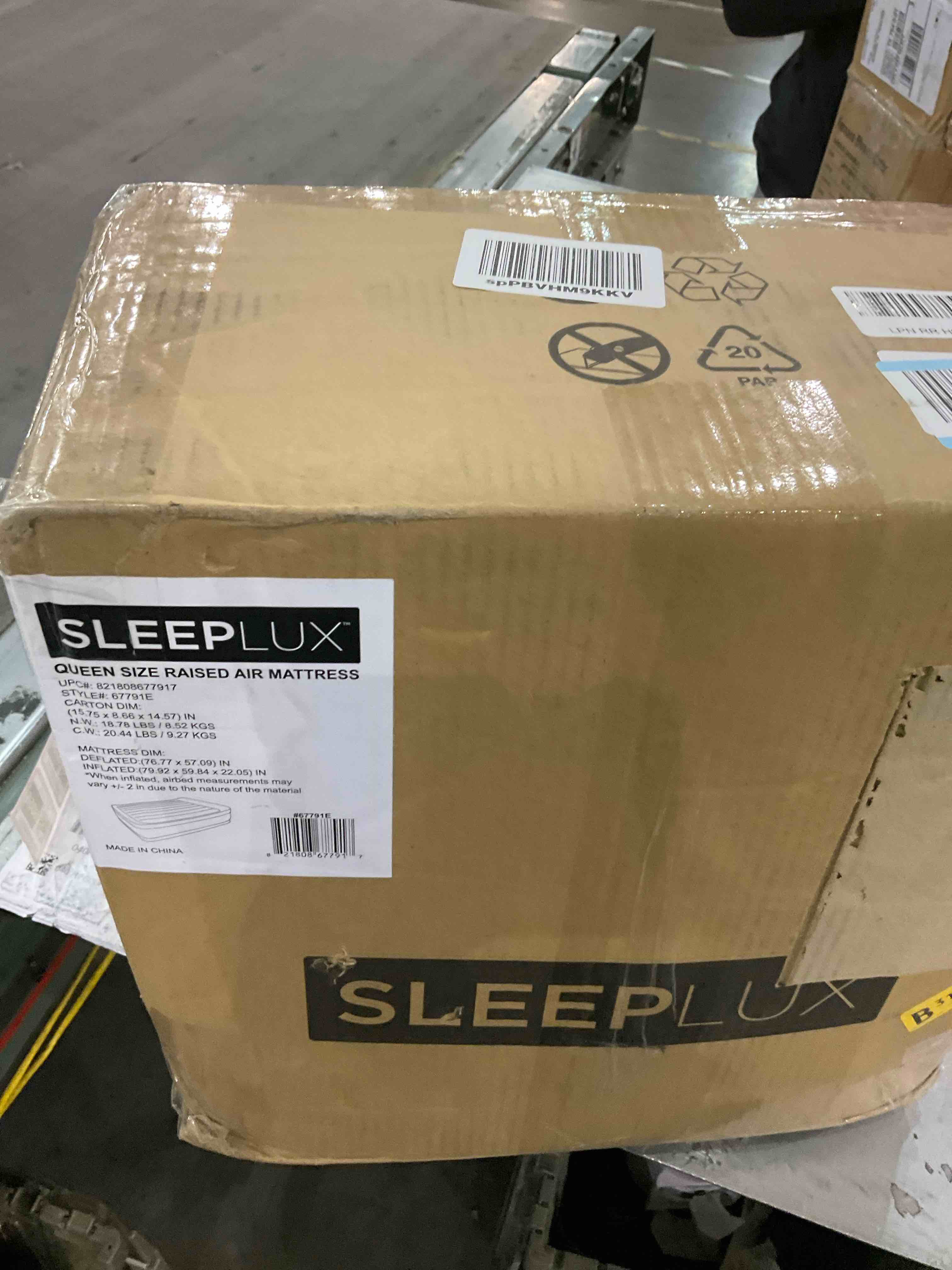 https://s3.amazonaws.com/lotting-images-prod/bidfta/EXS00966055_1703251741117.jpeg