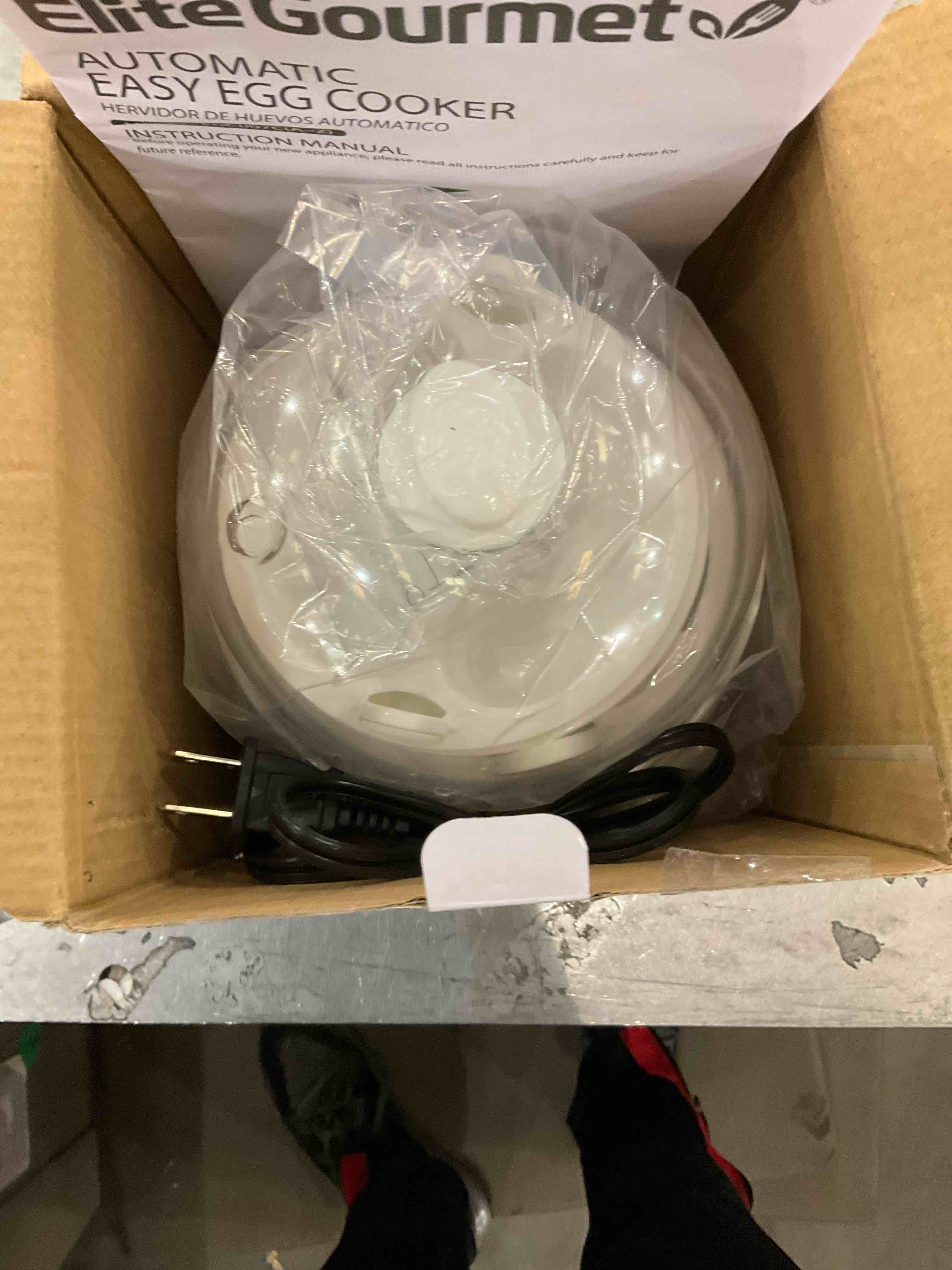 https://s3.amazonaws.com/lotting-images-prod/bidfta/EXS00966268_1703701247850.jpeg