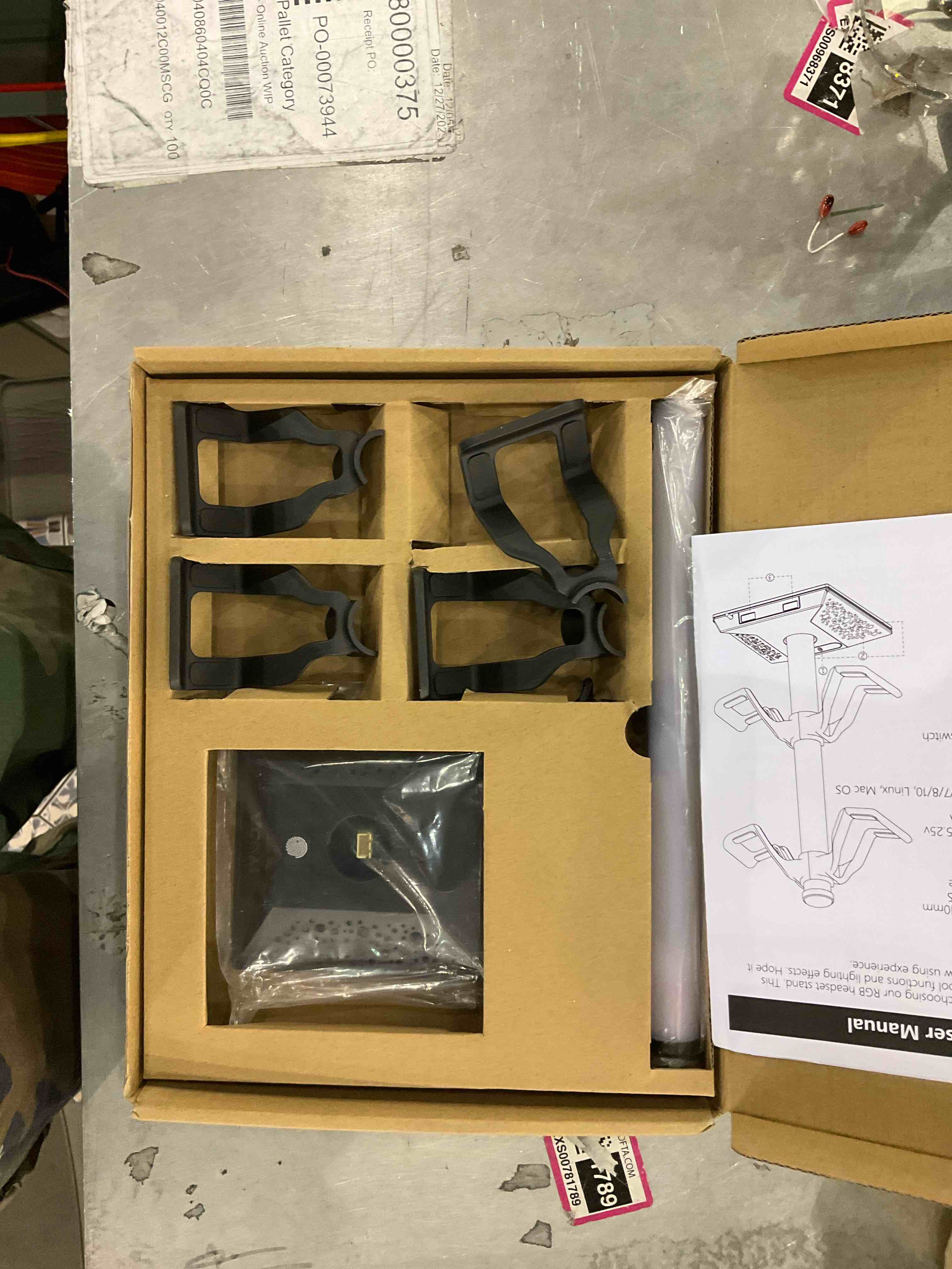 https://s3.amazonaws.com/lotting-images-prod/bidfta/EXS00966446_1703861323380.jpeg