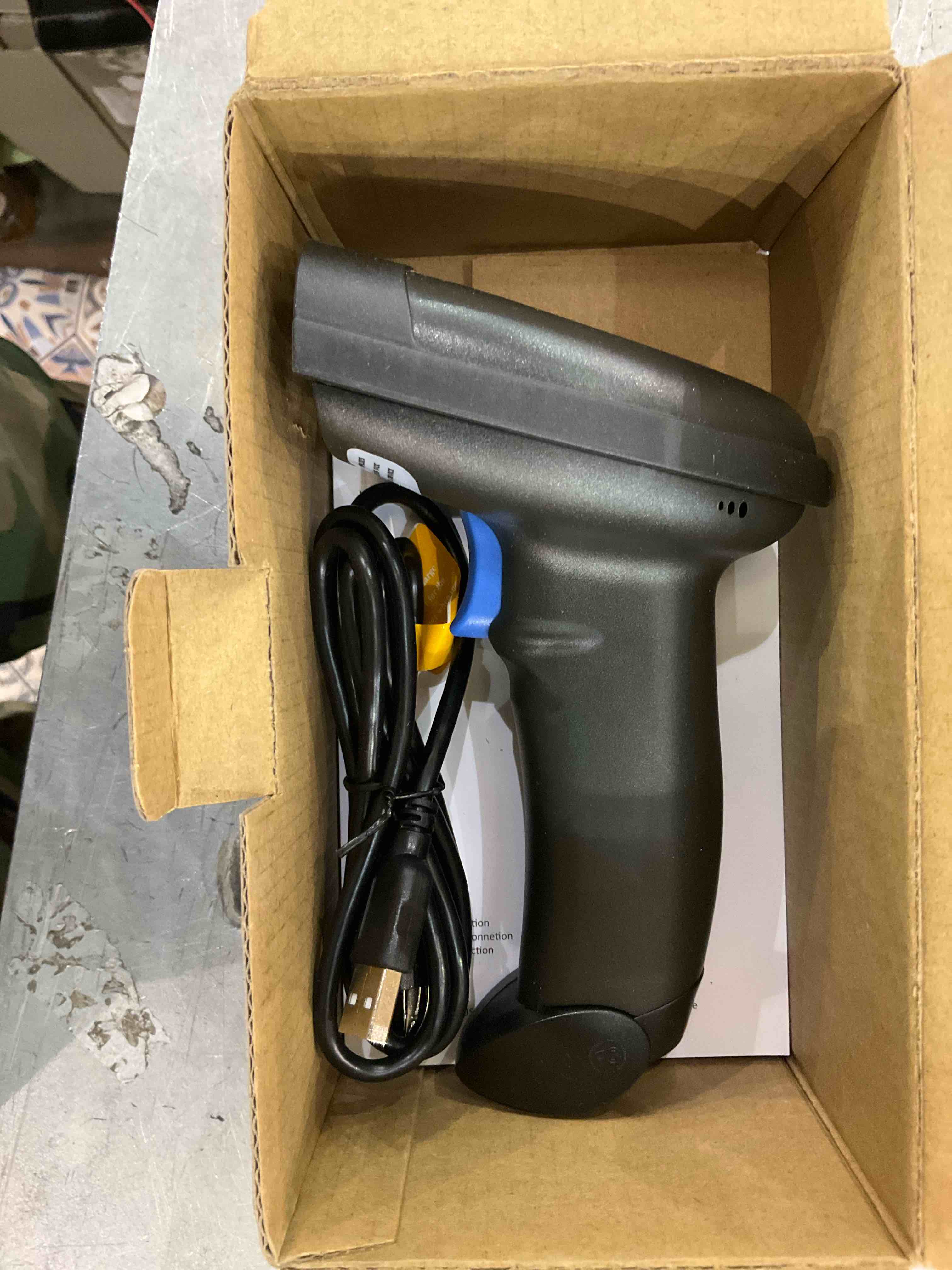 https://s3.amazonaws.com/lotting-images-prod/bidfta/EXS00966485_1703865940723.jpeg