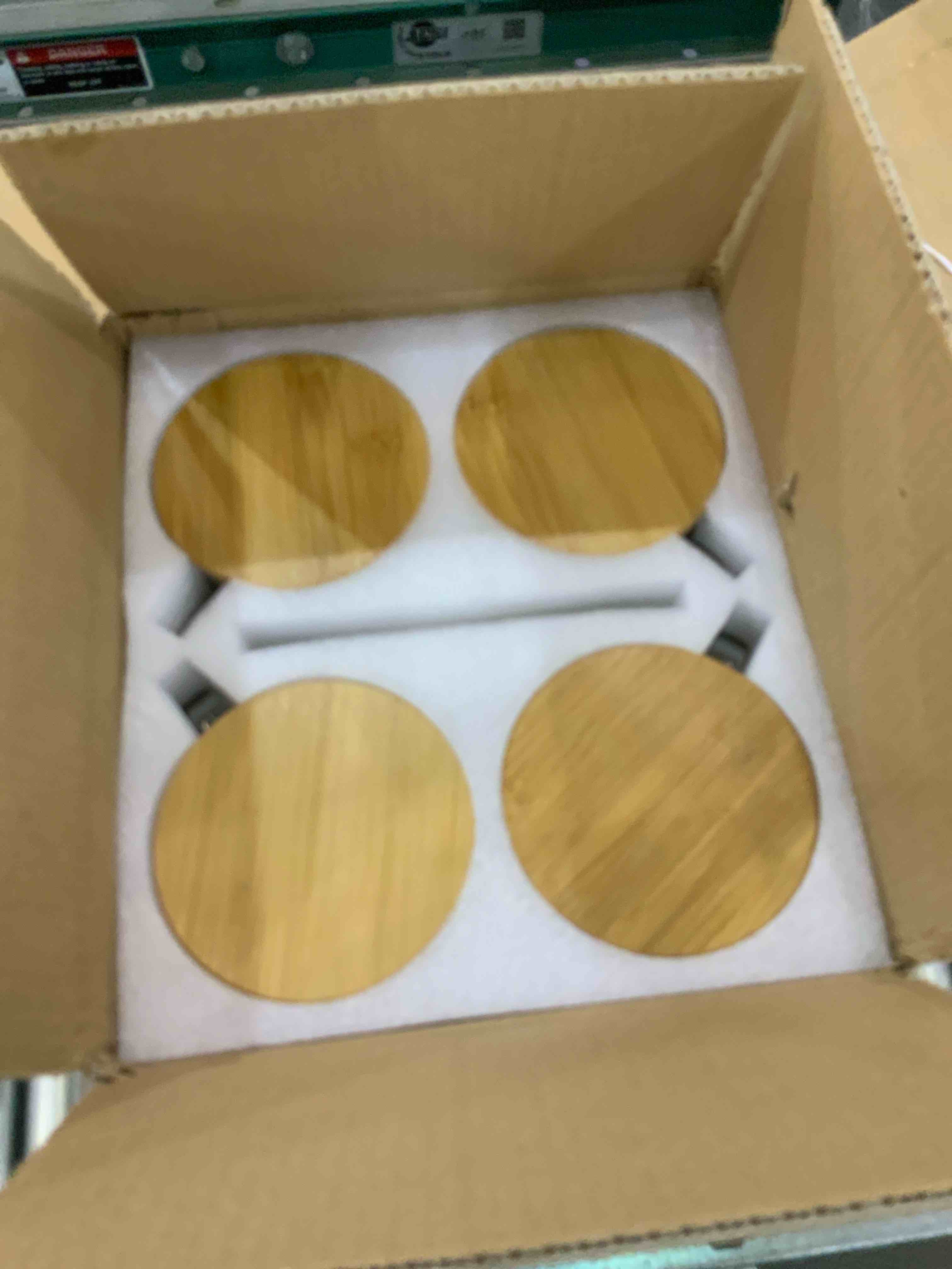 https://s3.amazonaws.com/lotting-images-prod/bidfta/EXS00966710_1703270265222.jpeg