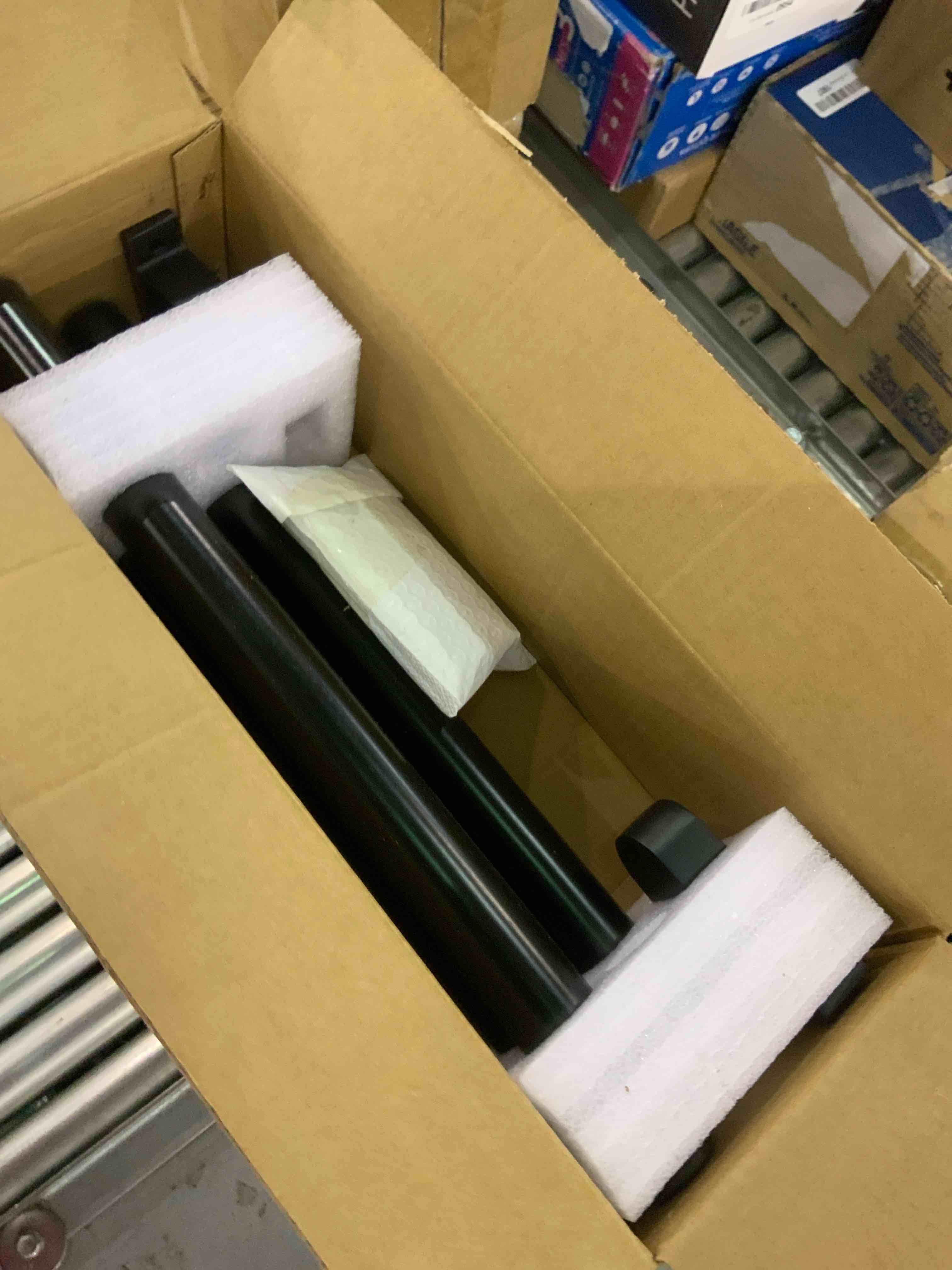 https://s3.amazonaws.com/lotting-images-prod/bidfta/EXS00966773_1703682609963.jpeg