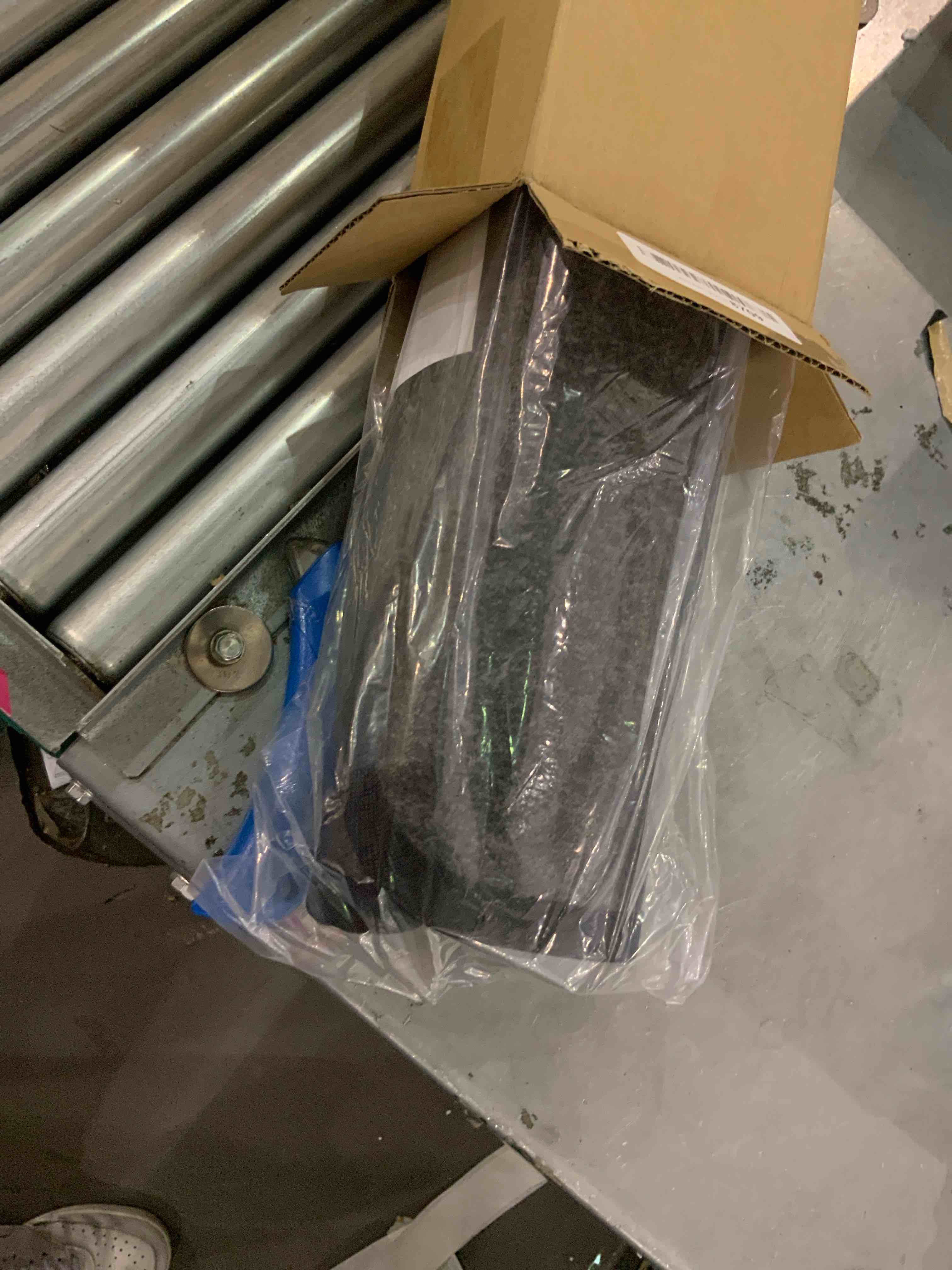 https://s3.amazonaws.com/lotting-images-prod/bidfta/EXS00966784_1703683752447.jpeg