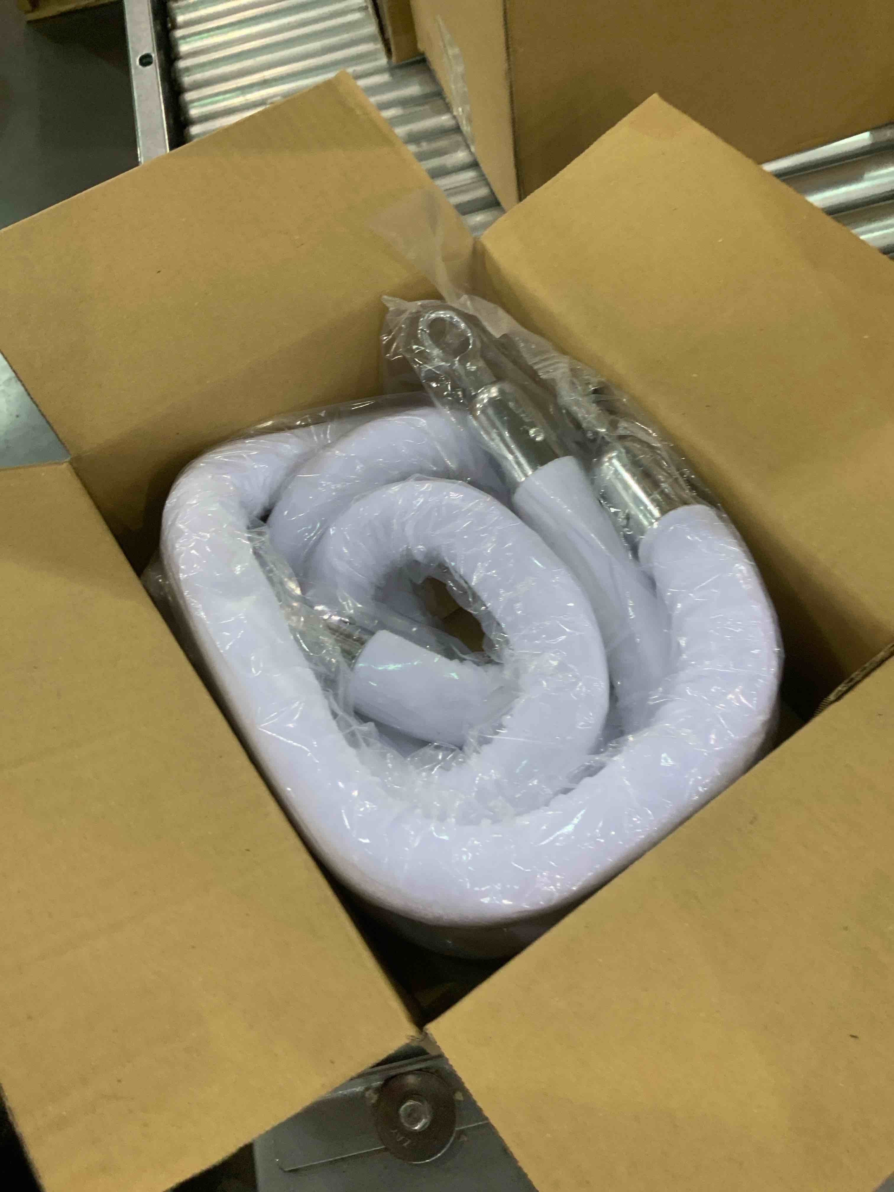 https://s3.amazonaws.com/lotting-images-prod/bidfta/EXS00966791_1703684752411.jpeg