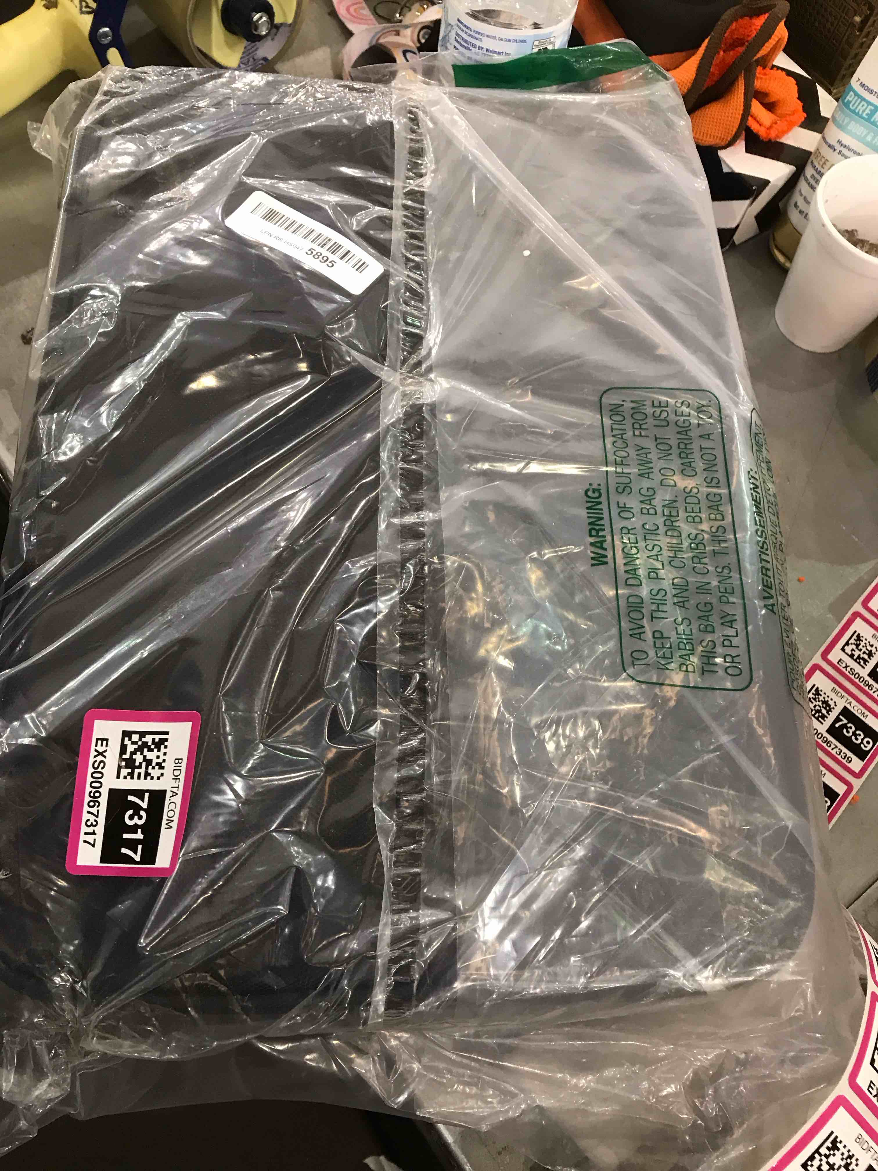 https://s3.amazonaws.com/lotting-images-prod/bidfta/EXS00967317_1704741896651.jpeg