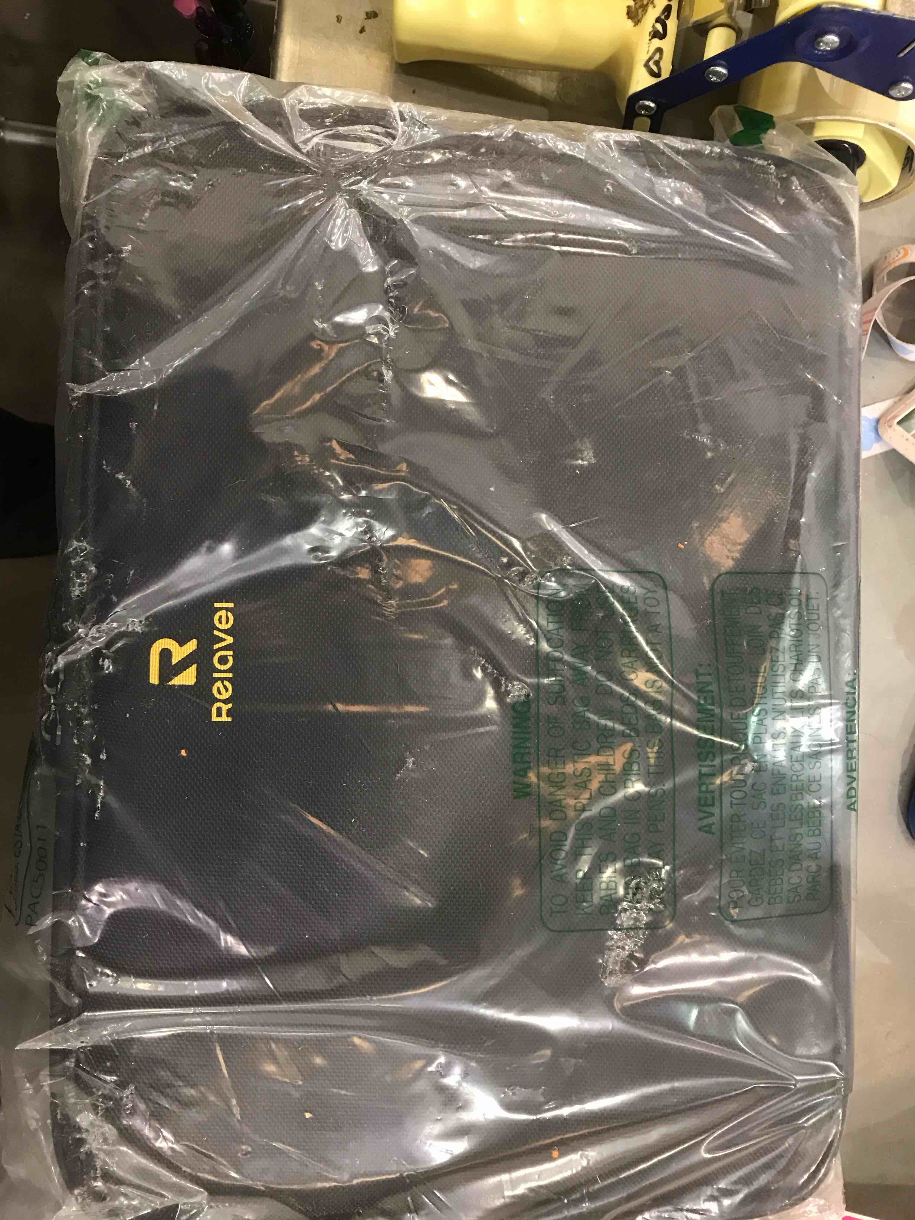 https://s3.amazonaws.com/lotting-images-prod/bidfta/EXS00967317_1704741934258.jpeg
