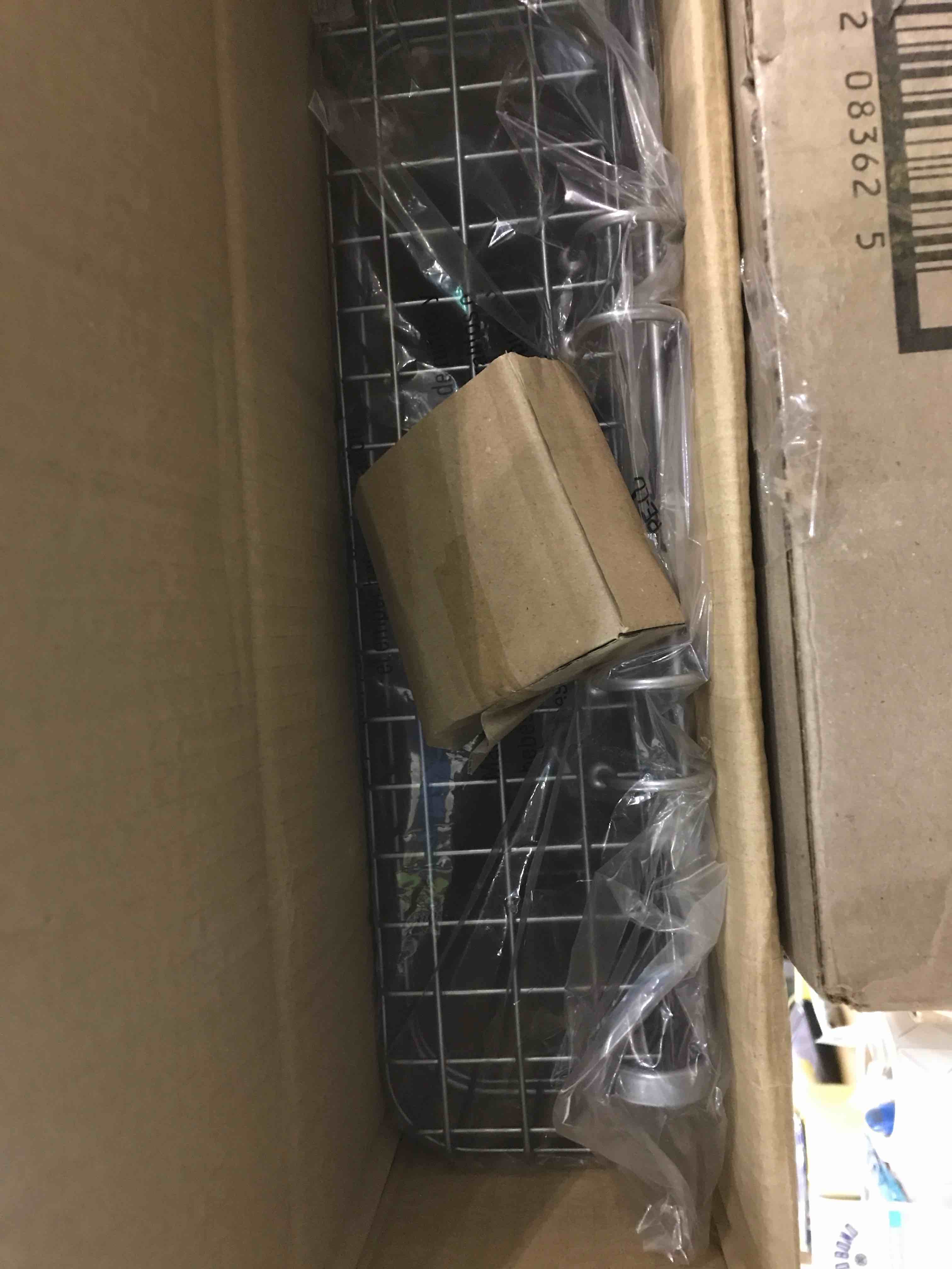 https://s3.amazonaws.com/lotting-images-prod/bidfta/EXS00967329_1704817037697.jpeg