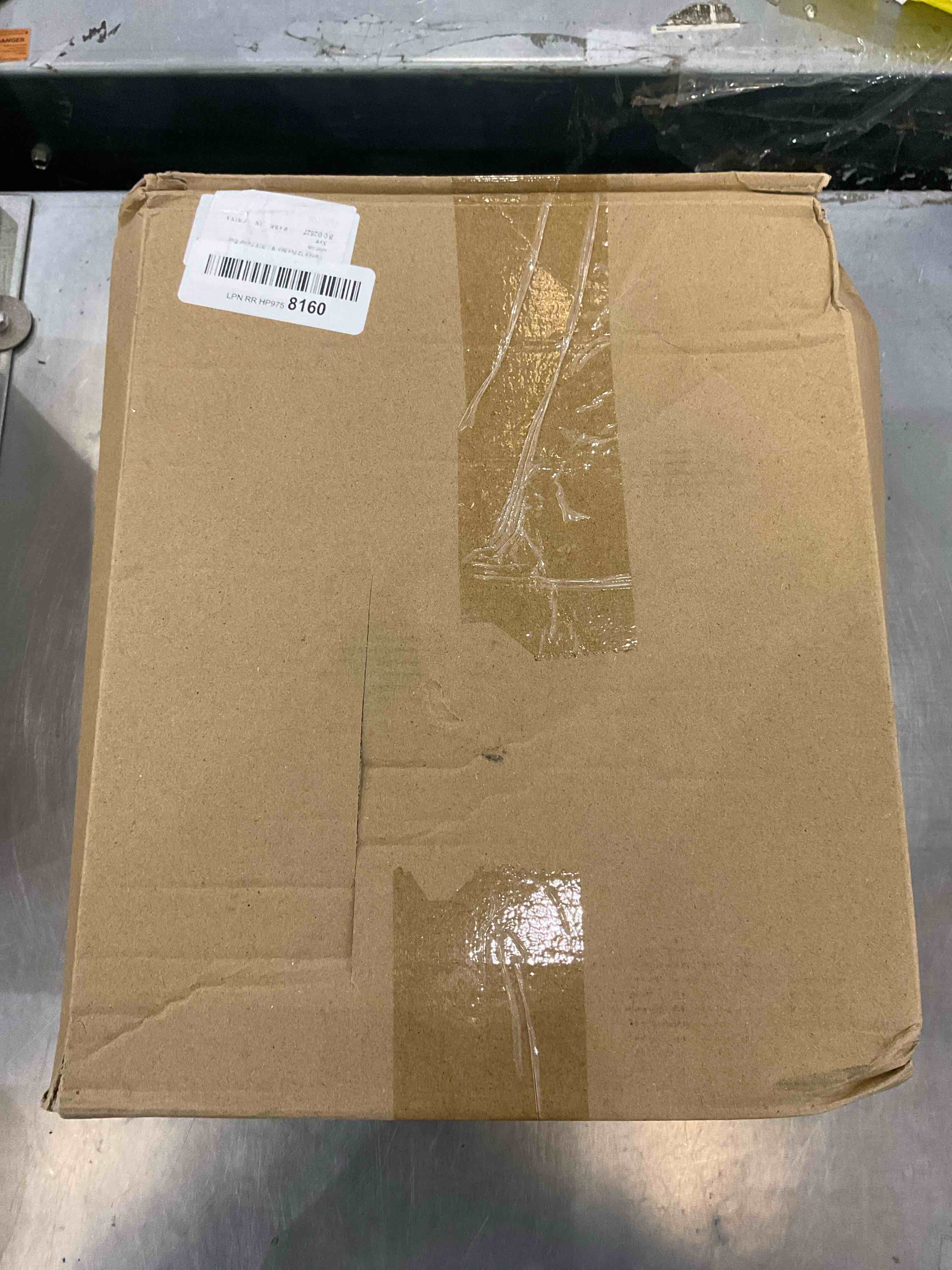 https://s3.amazonaws.com/lotting-images-prod/bidfta/EXS00968558_1703096899925.jpeg