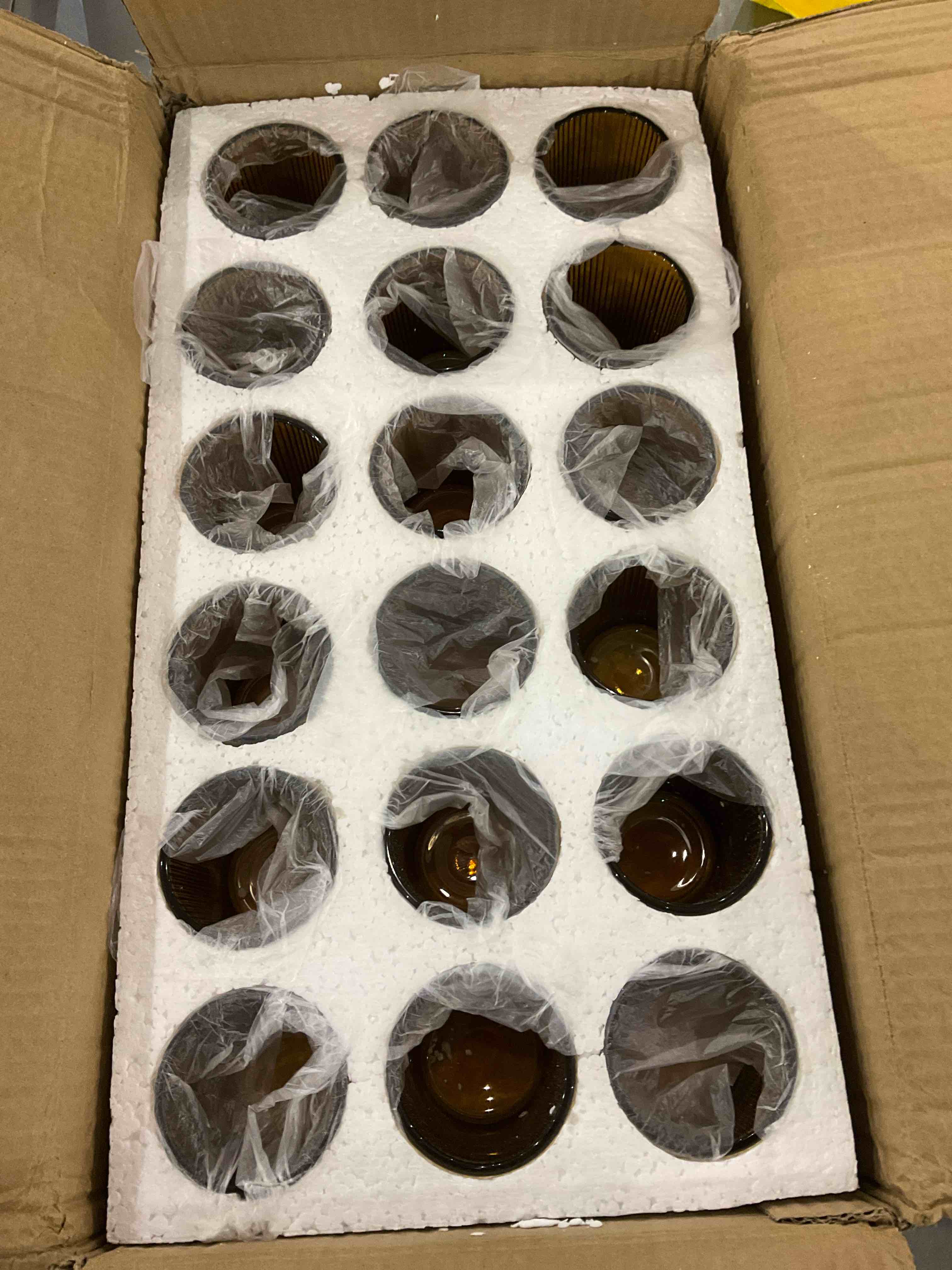 https://s3.amazonaws.com/lotting-images-prod/bidfta/EXS00968625_1703162143230.jpeg