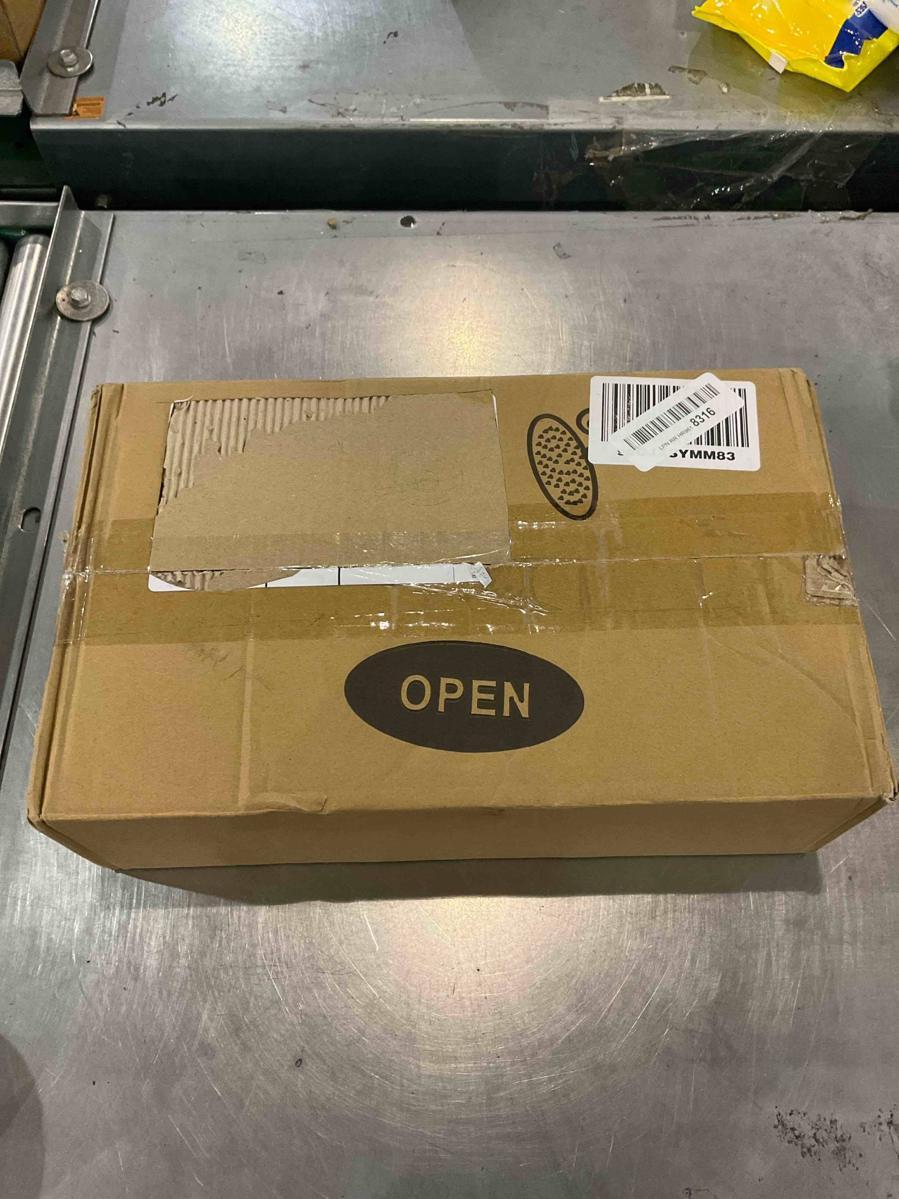 https://s3.amazonaws.com/lotting-images-prod/bidfta/EXS00968627_1703162281327.jpeg