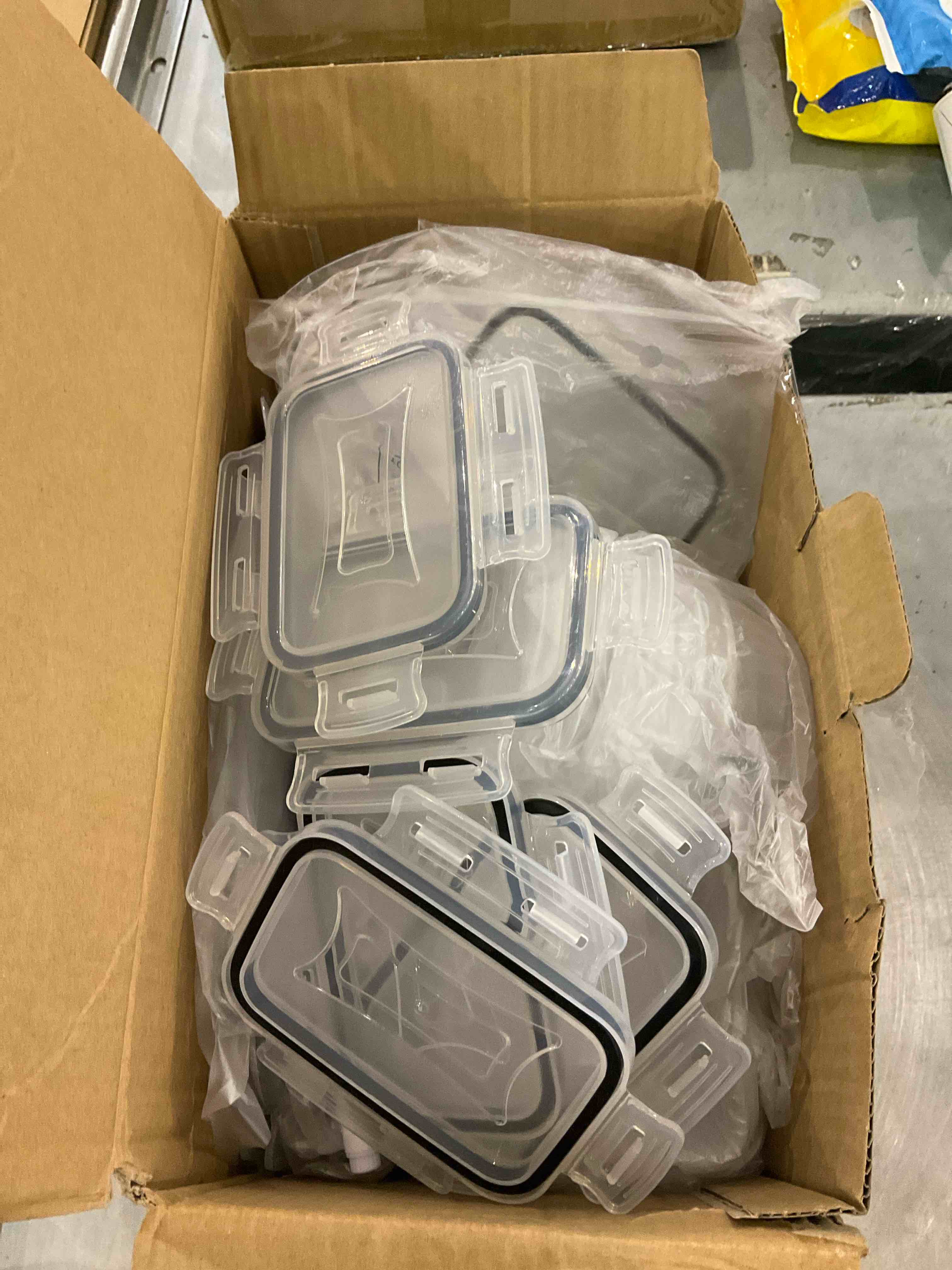 https://s3.amazonaws.com/lotting-images-prod/bidfta/EXS00968739_1703175015467.jpeg